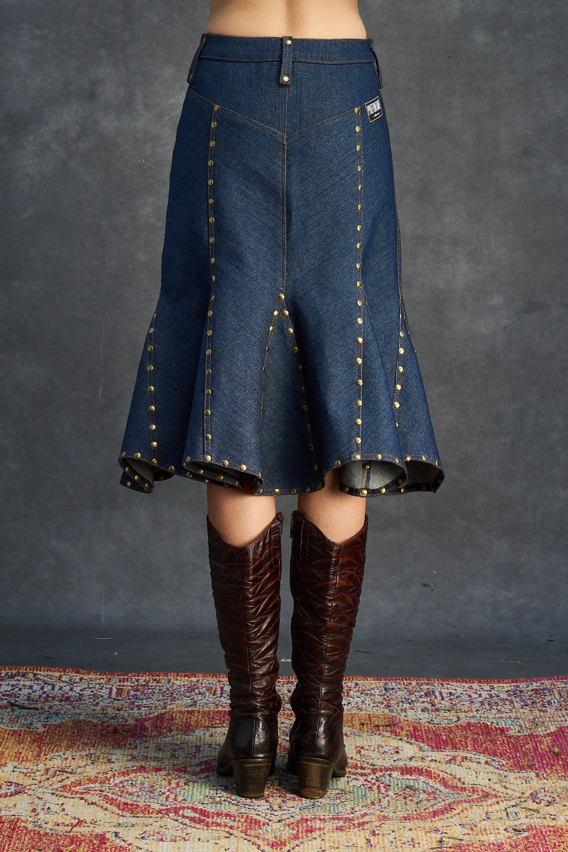 MaisonPrefontaine_SS2026_ESSENTIAL_maisontoki_Virginia_Midi_Denim_Skirt_00002.jpg