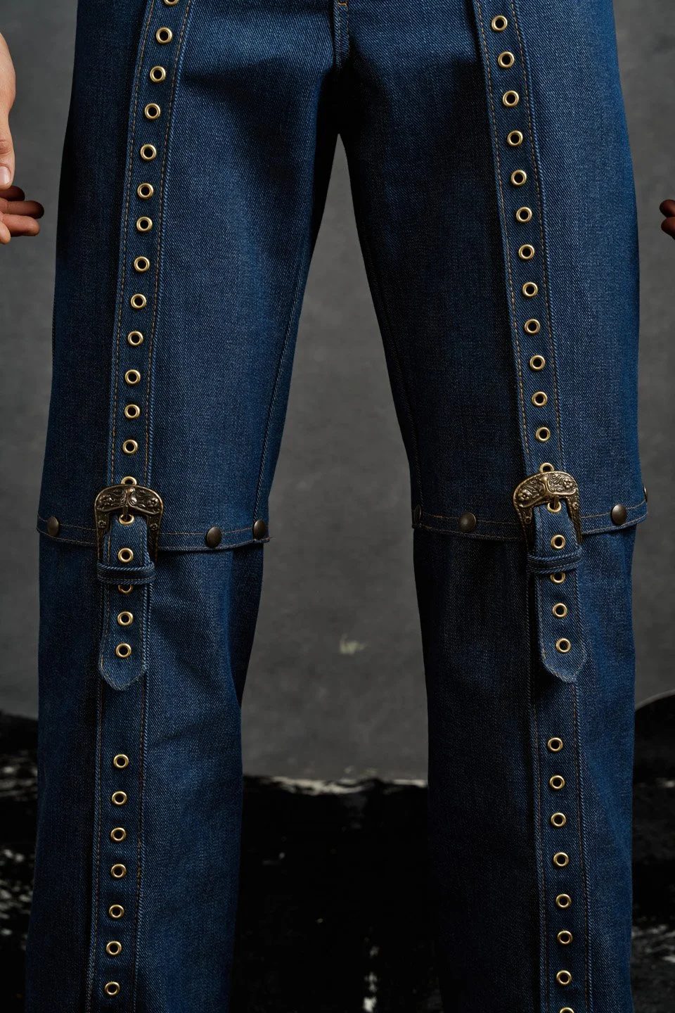 MaisonPrefontaine_SS2026_ESSENTIAL_maisontoki_Jean_Man00006.jpg