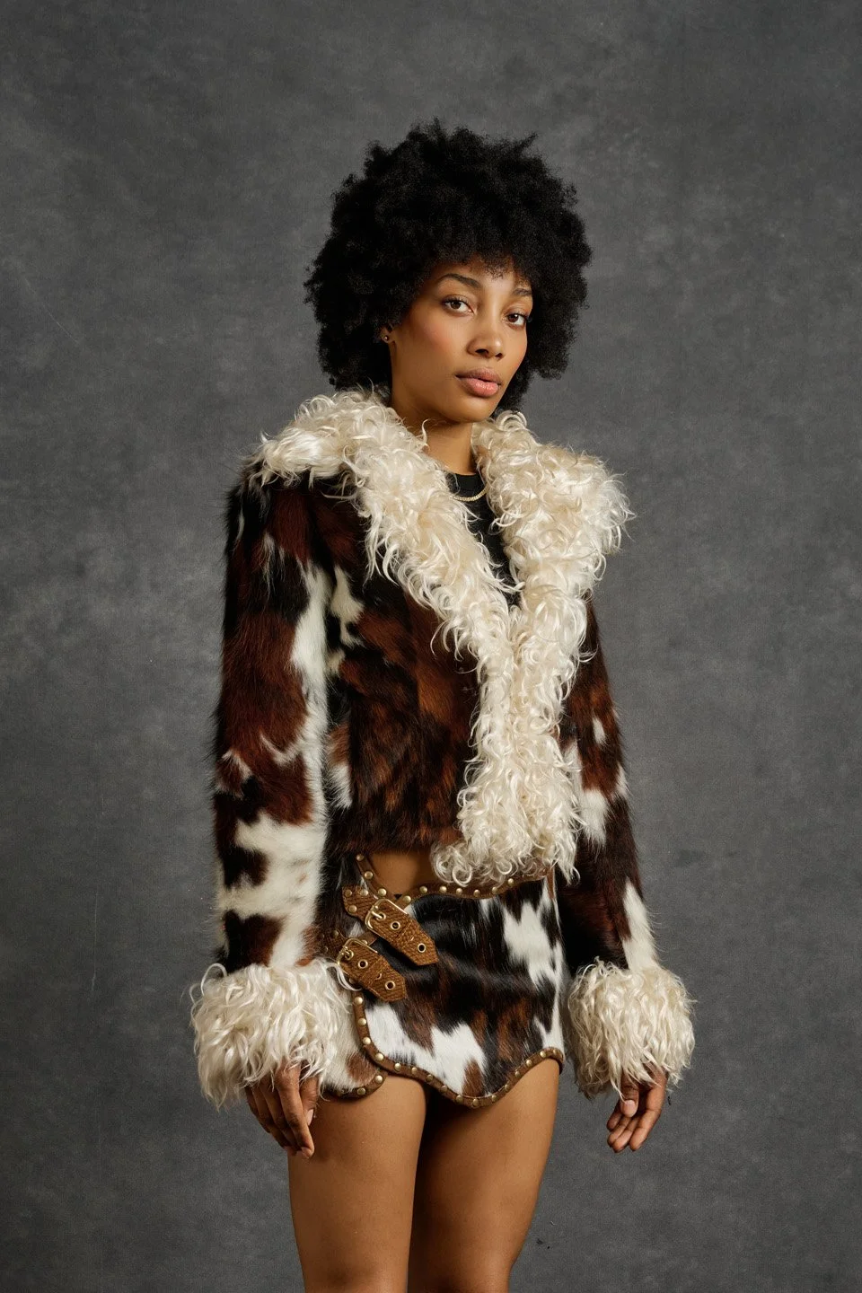 MaisonPrefontaine_SS2026_ESSENTIAL_maisontoki_COW_MANTLE_2026-06-26.jpg00003.jpg