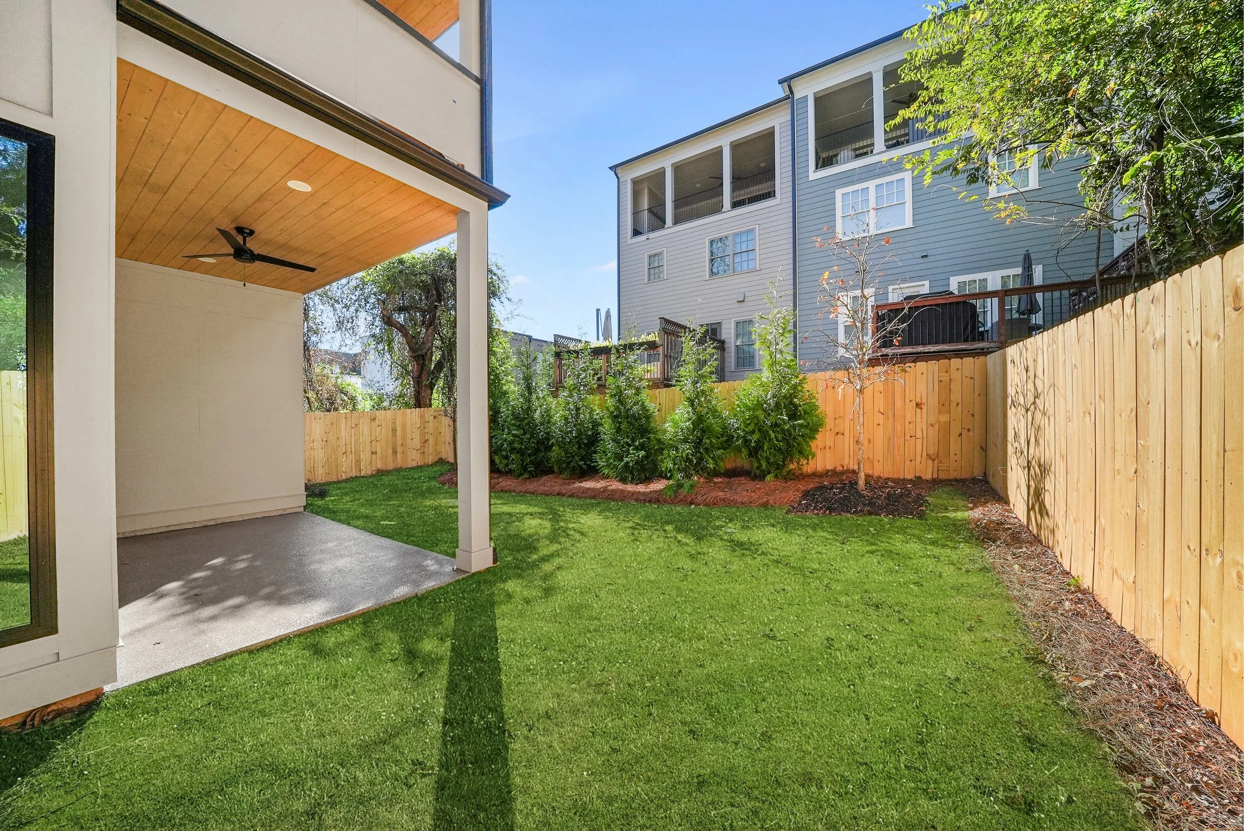 313 Stovall St -097.jpg