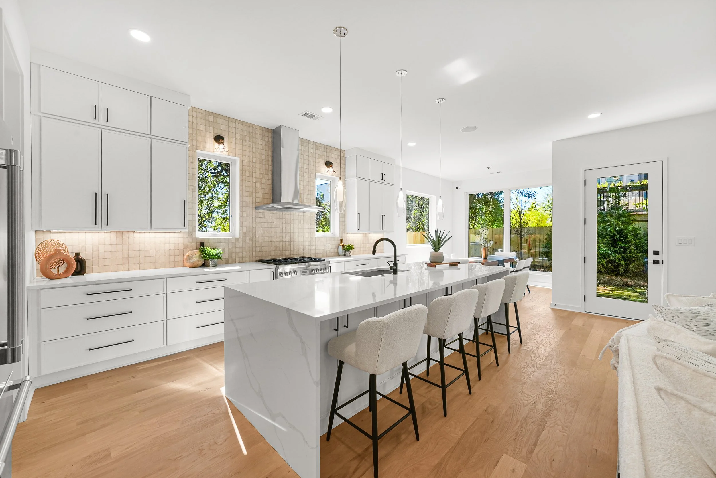 313 Stovall St -015.jpg