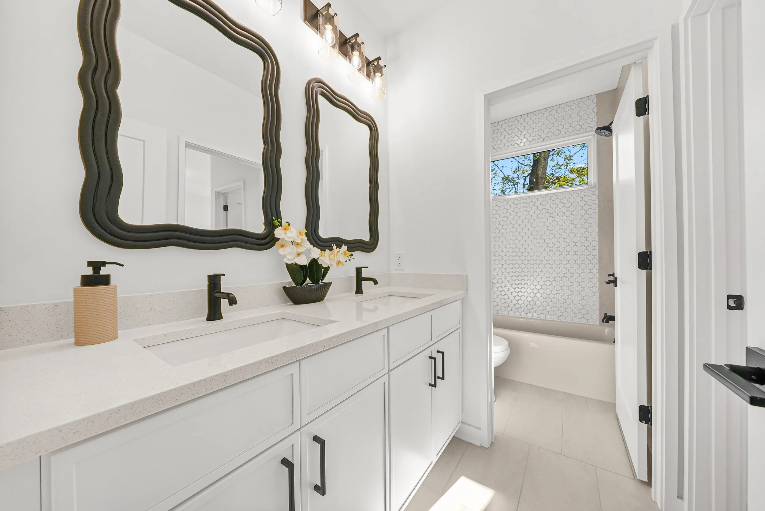 313 Stovall St -022.jpg