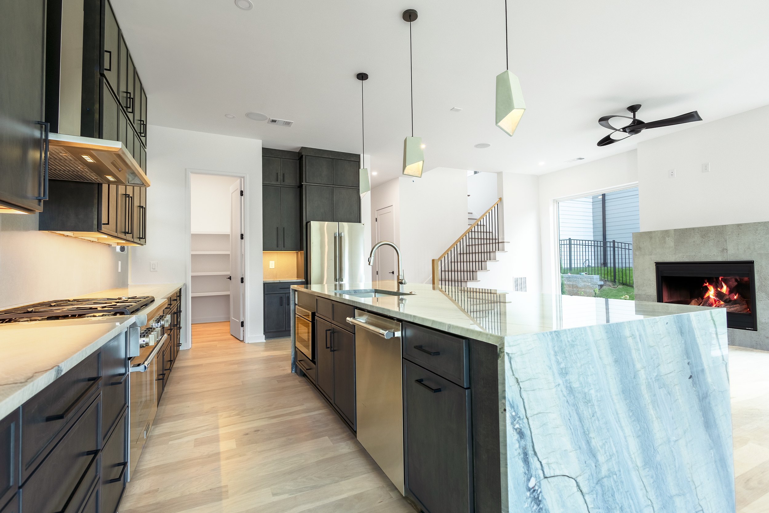 _54A3296-HDR-2.png