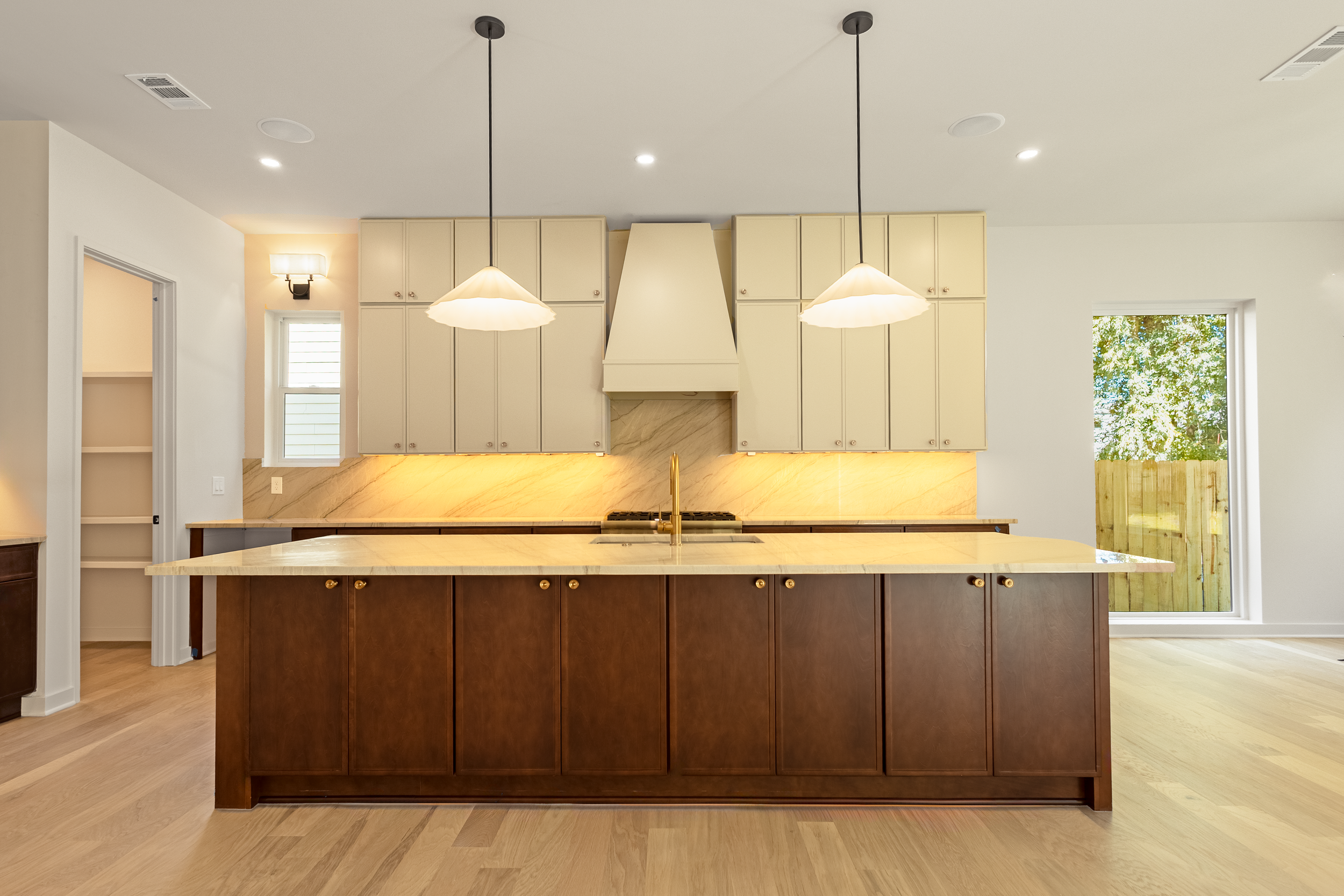 _54A4055-HDR.png