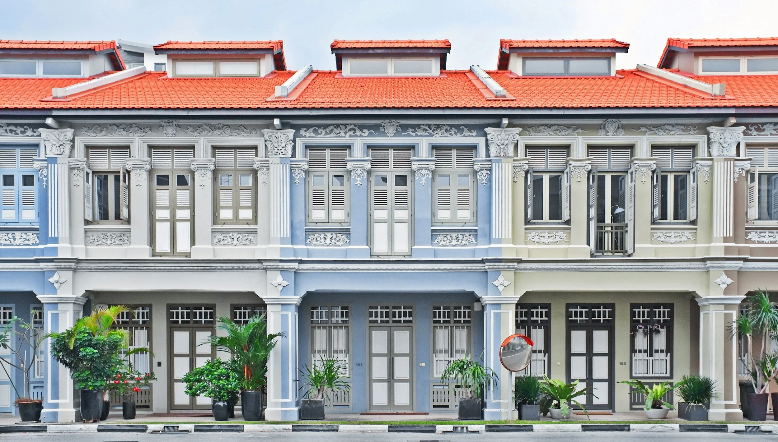 Accounting and bookkeeping services tailored for real estate investors with city townhouse properties.