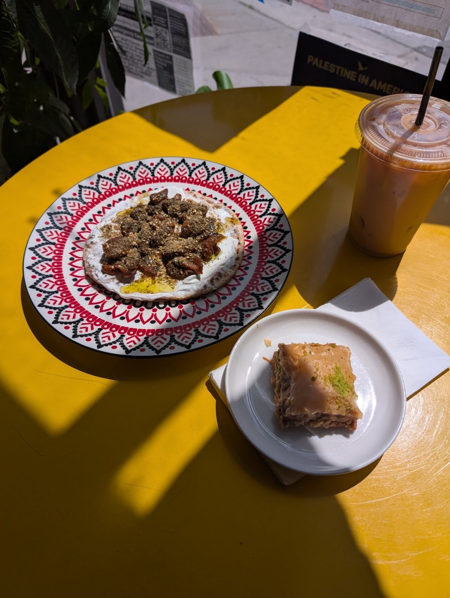 Our morning breakfast special just got a whole lot better... π
Weekday mornings from 7-9 you can get any drip coffee, cold brew, latte, Turkish, or Arabi coffee or 50% OFF with any pita or platter.
Stop by on your commute or just set your alarm a