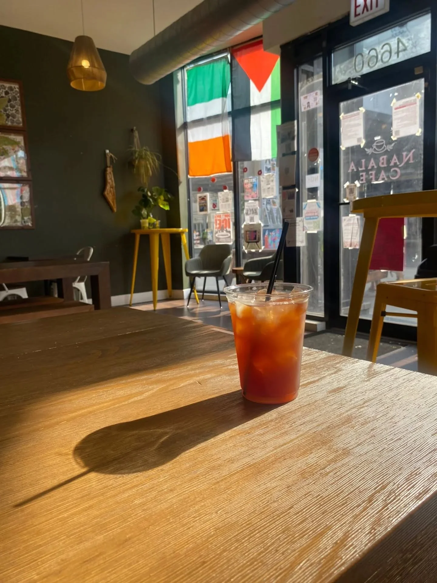 Need a refresher? Stop by for an iced mint shai today!
And for an option without caffeine try our iced pomegranate sage hibiscus tea or mint lemonade.
And if you really wanna go crazy get yourself a mint Arnold Palmer or a hibiscus lemonade π
Ava