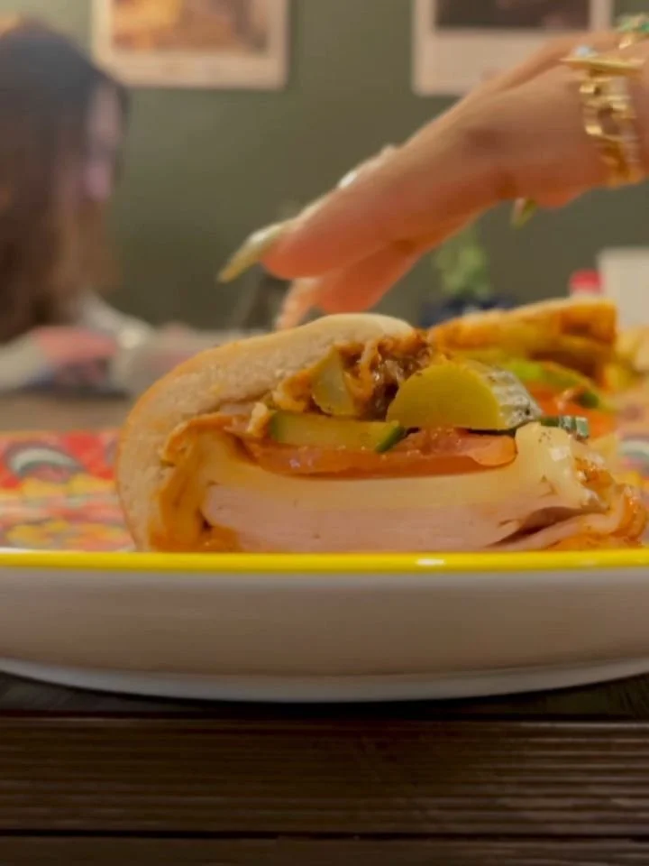 If you haven't tried our tangy Turkey on a pita you're missing out 

Upgrade your lunch plans today and stop by