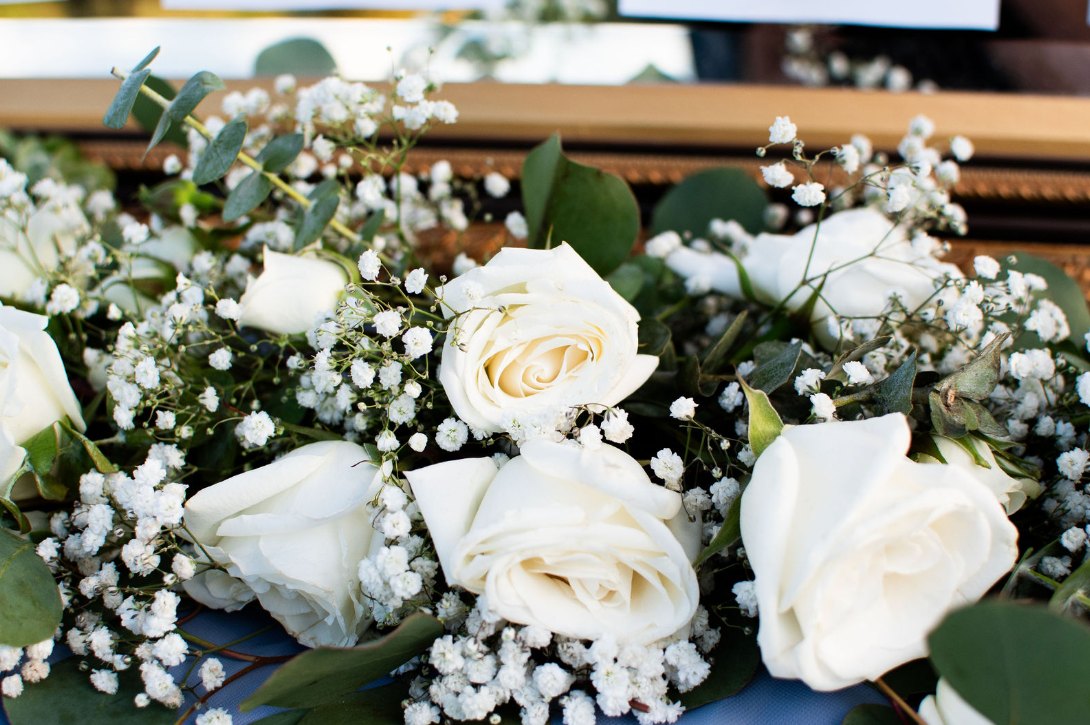 Straw Wedding Decor 2.png