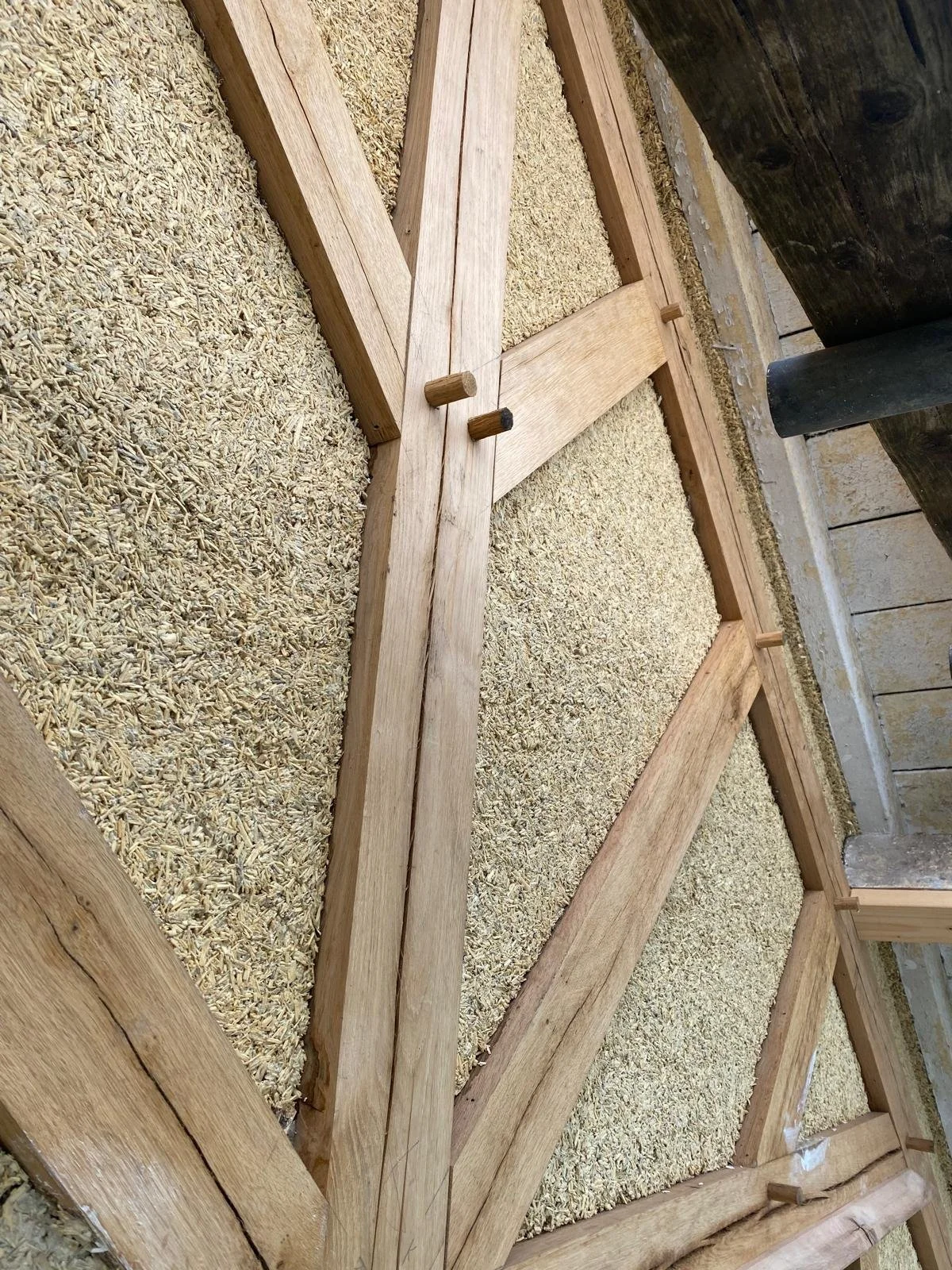 Hempcrete insulation
