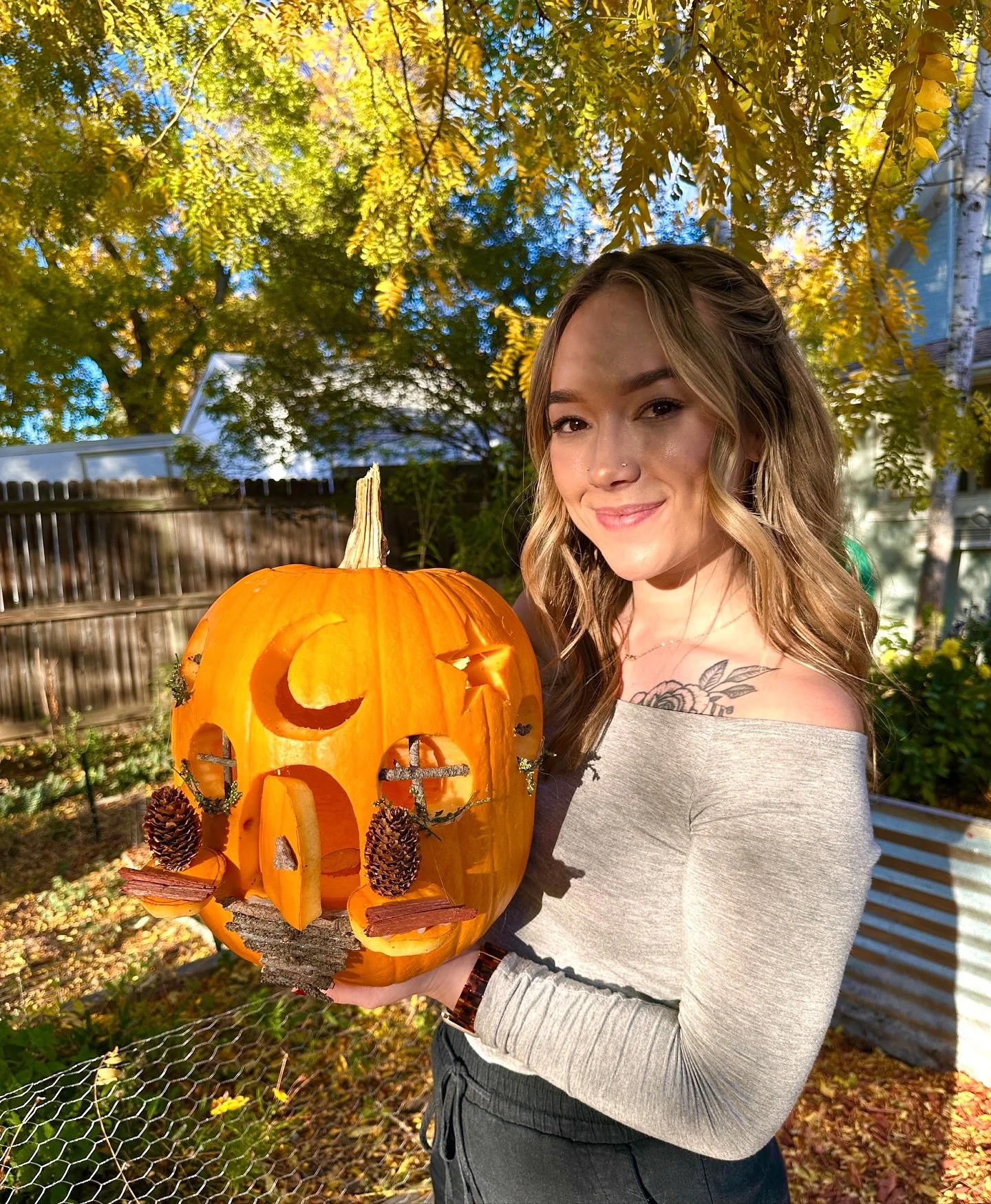 There&rsquo;s magic everywhere if you choose to listen 🧚🌙🎃 
.
.
.
#samhain #halloween #colorado #pumpkin #fairymagic