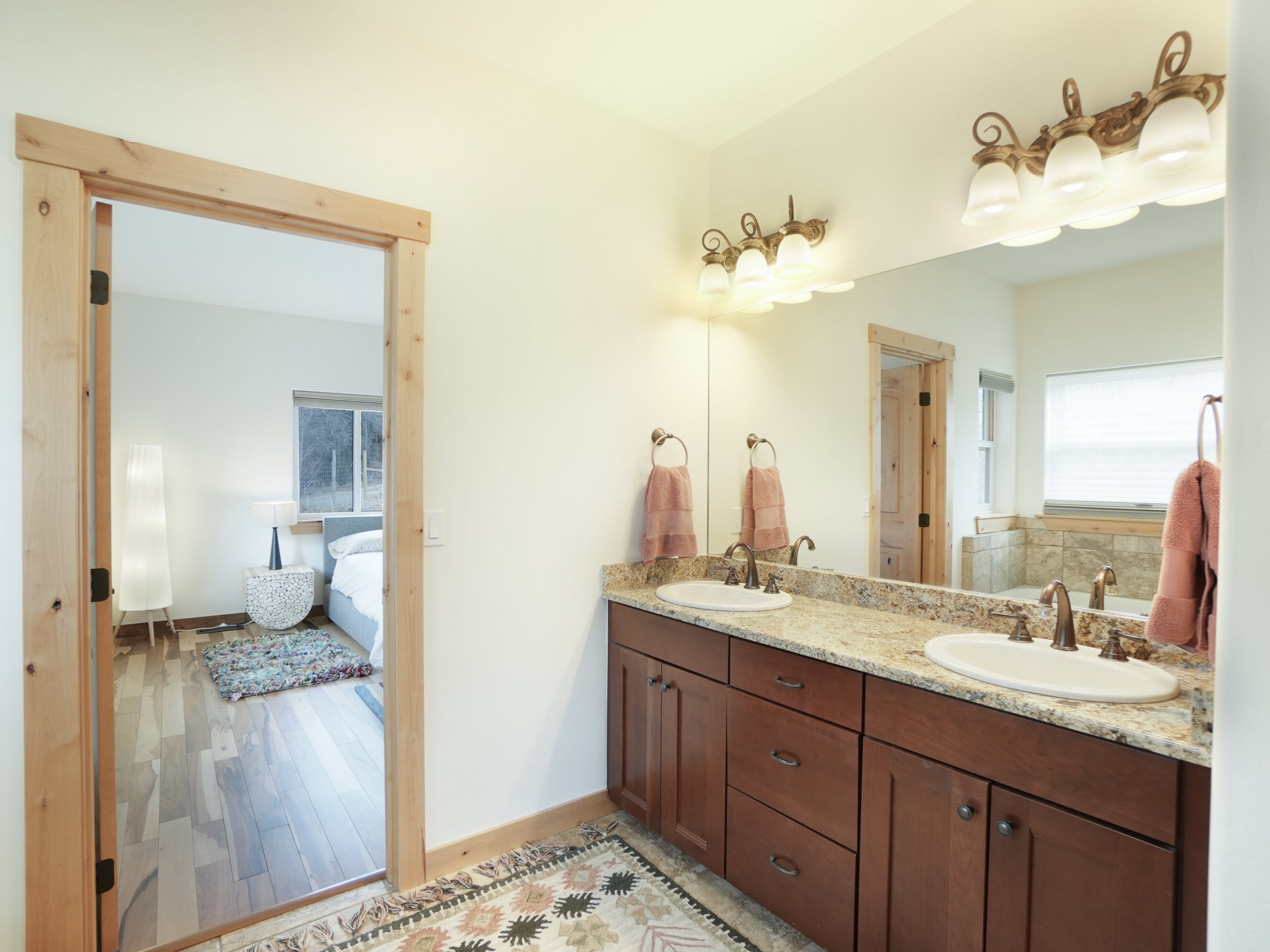 Master Bath 1-1.jpg