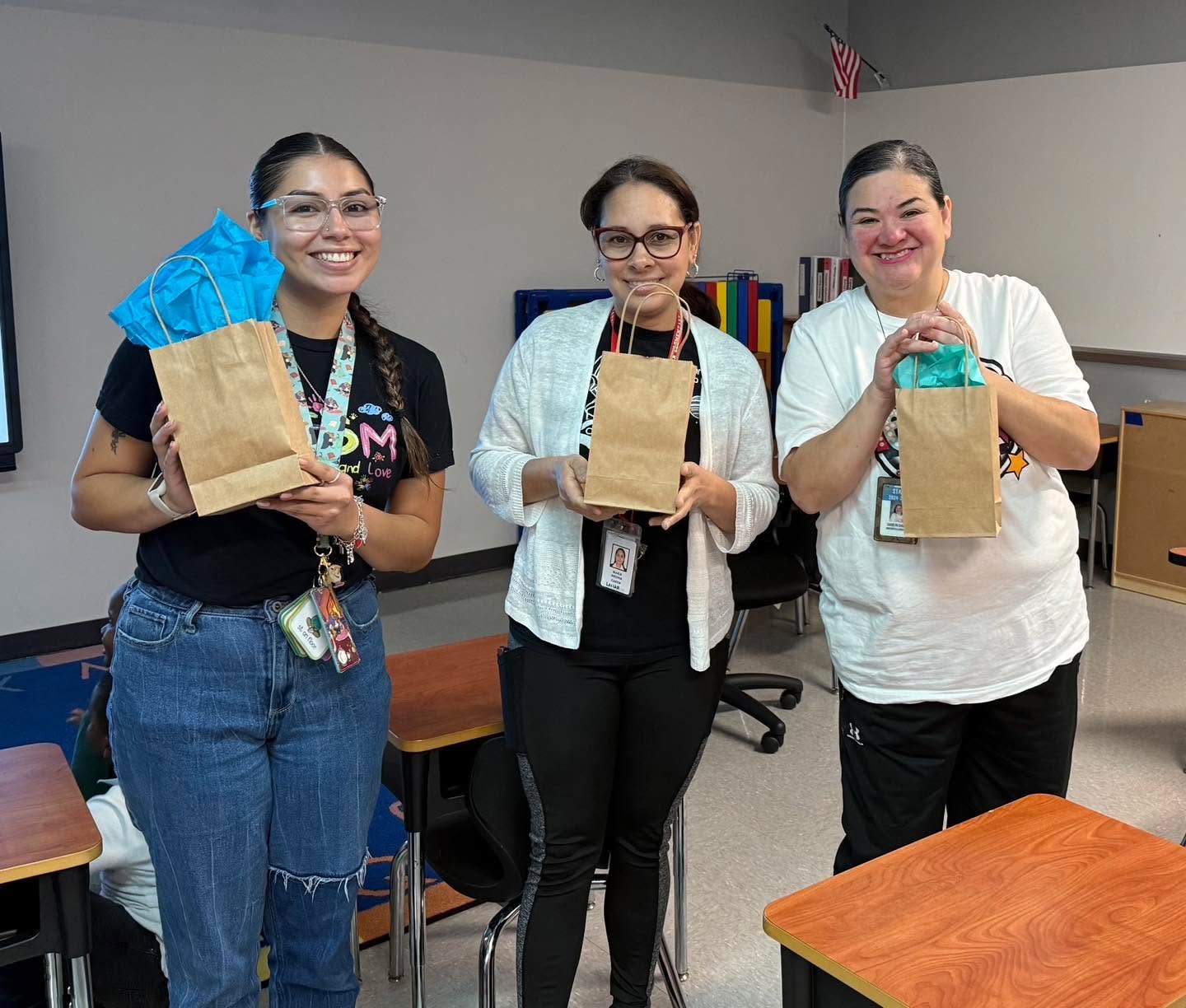 Pictured here are some of the hard working paraprofessionals throughout Carter enjoying their gifts for Public Schools Paraprofessionals Day last week! 🎉💚💙

Paraprofessionals are vital to making Carter run smoothly and we couldn&rsquo;t do it with