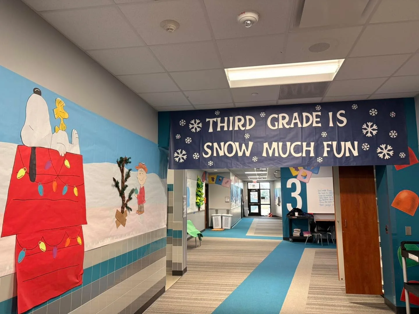 Good grief, the third grade hallway looks AMAZING and like snow much fun! 🤩 🐾❄️

The Peanuts gang is helping third grade skate into the season with smiles, reminding us that friendship, kindness, and a little imagination make this season brighter ⛸