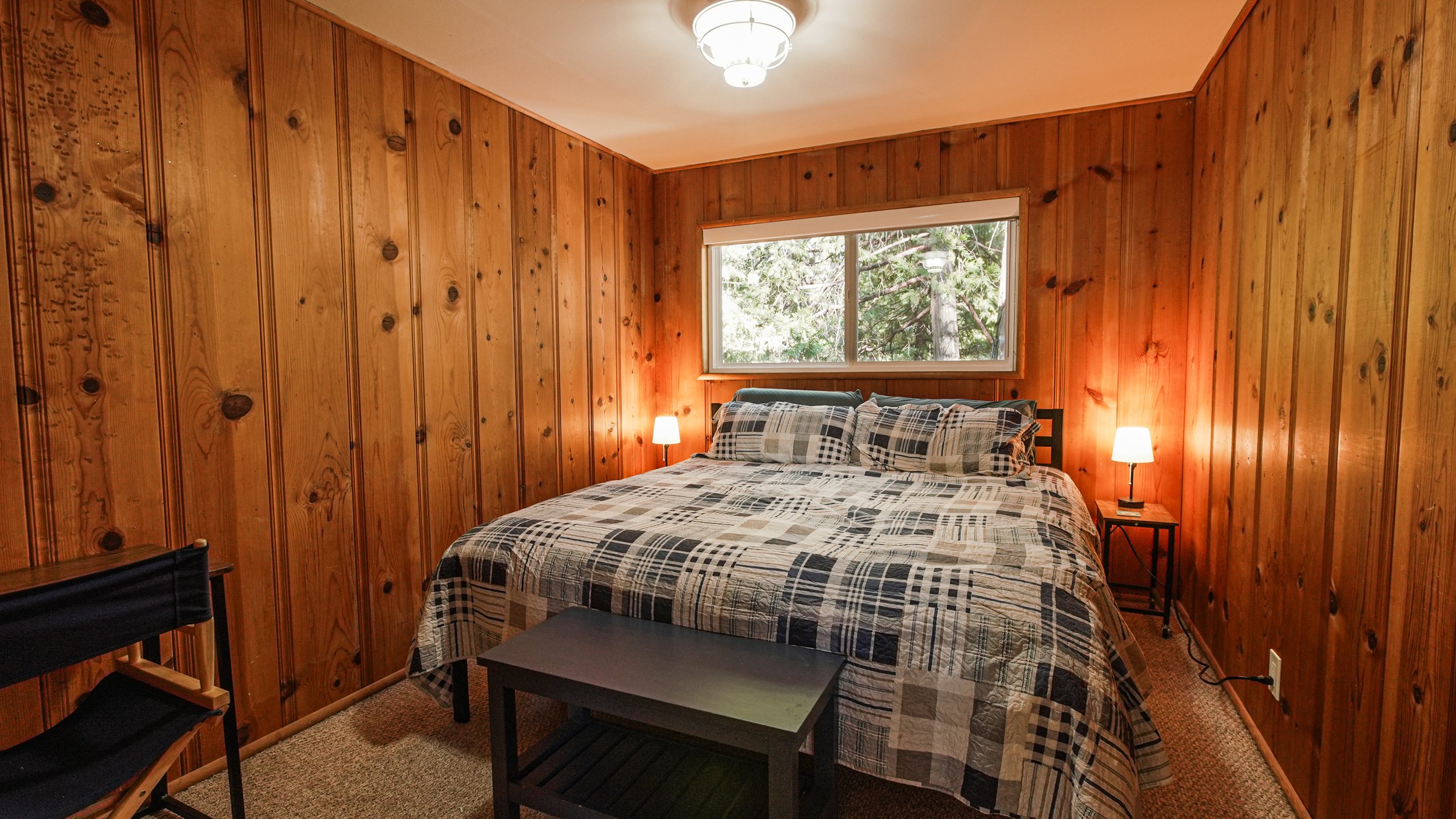 Bedroom_2_Merged-12.jpg