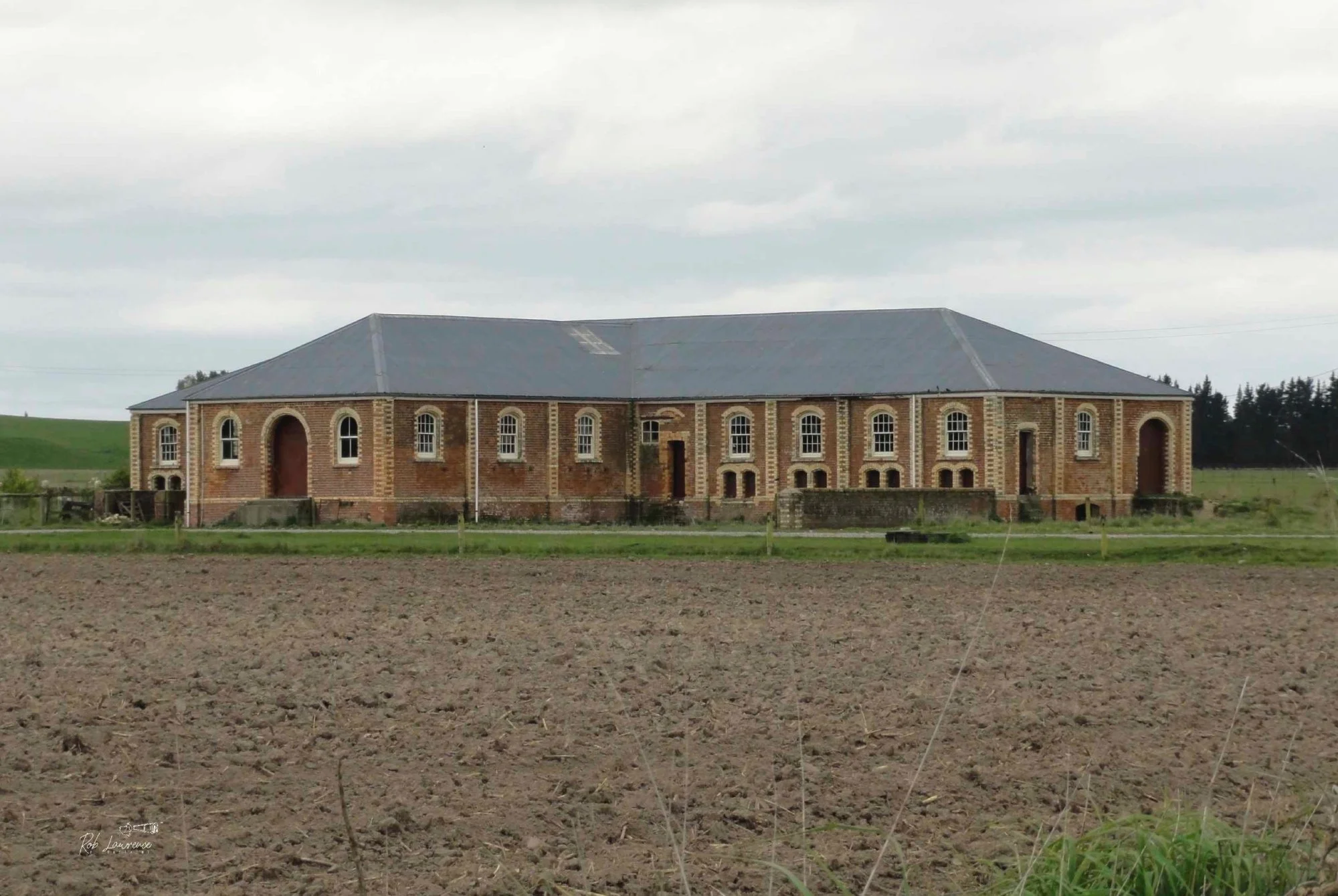 Homebush woodshed The woolshed was built in 1878–79 for the Deans family's Homebush Station near Coalgate. 
It is unusual because it was built largely from bricks made on the property, rather than timber as was common for Canterbury woolsheds. 
The b