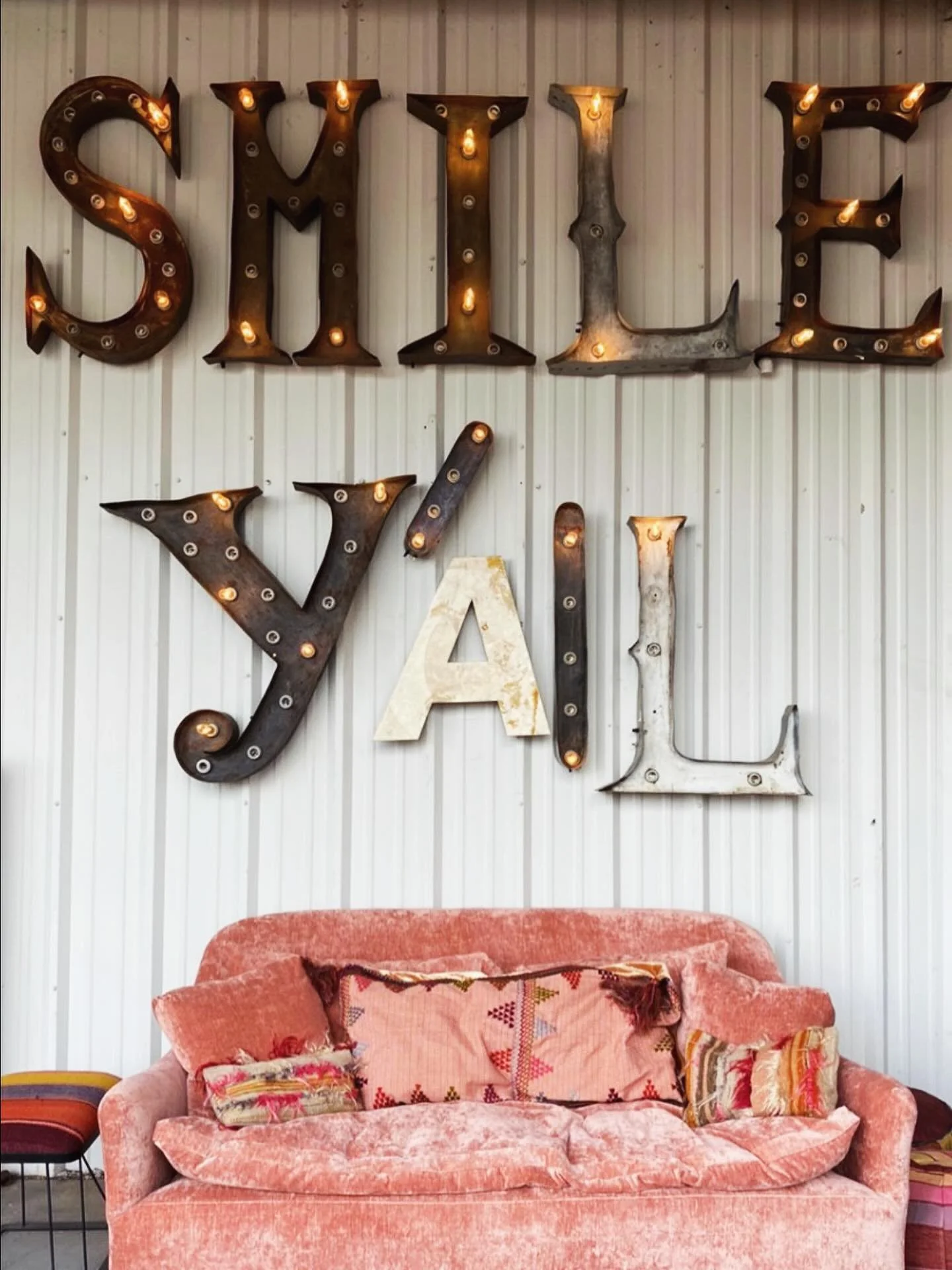 #roundtop loading&hellip;. We&rsquo;ve been in the planning of some pretty BIG happenings that&rsquo;s coming for y&rsquo;all &hellip; Smalltowns .. Small Business&hellip; it&rsquo;s essential to keep pouring on in to 🤍