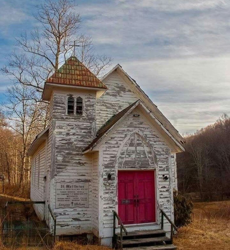 Sundays &hellip;. For all that life brings to us,
my prayer this New Year is to reclaim what&rsquo;s sacred and not let it be lost in the noise.
These days are brief, and every moment is a gift.
I&rsquo;m choosing presence&mdash;not just preaching bo