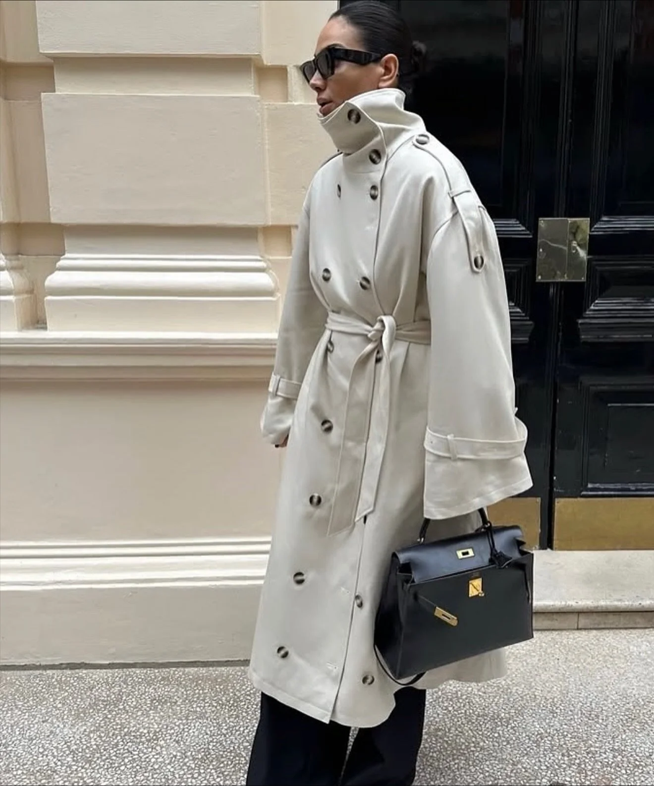 Kick off your Monday with our Kelly collection roundup, featuring everything from the chic Mini Kelly to the refined Kelly Pochette and sleek Kelly Elan. Which style speaks to you?
✉️ Chat to shop with us! 
🛒Prime Catalogue | https://primeconciergel