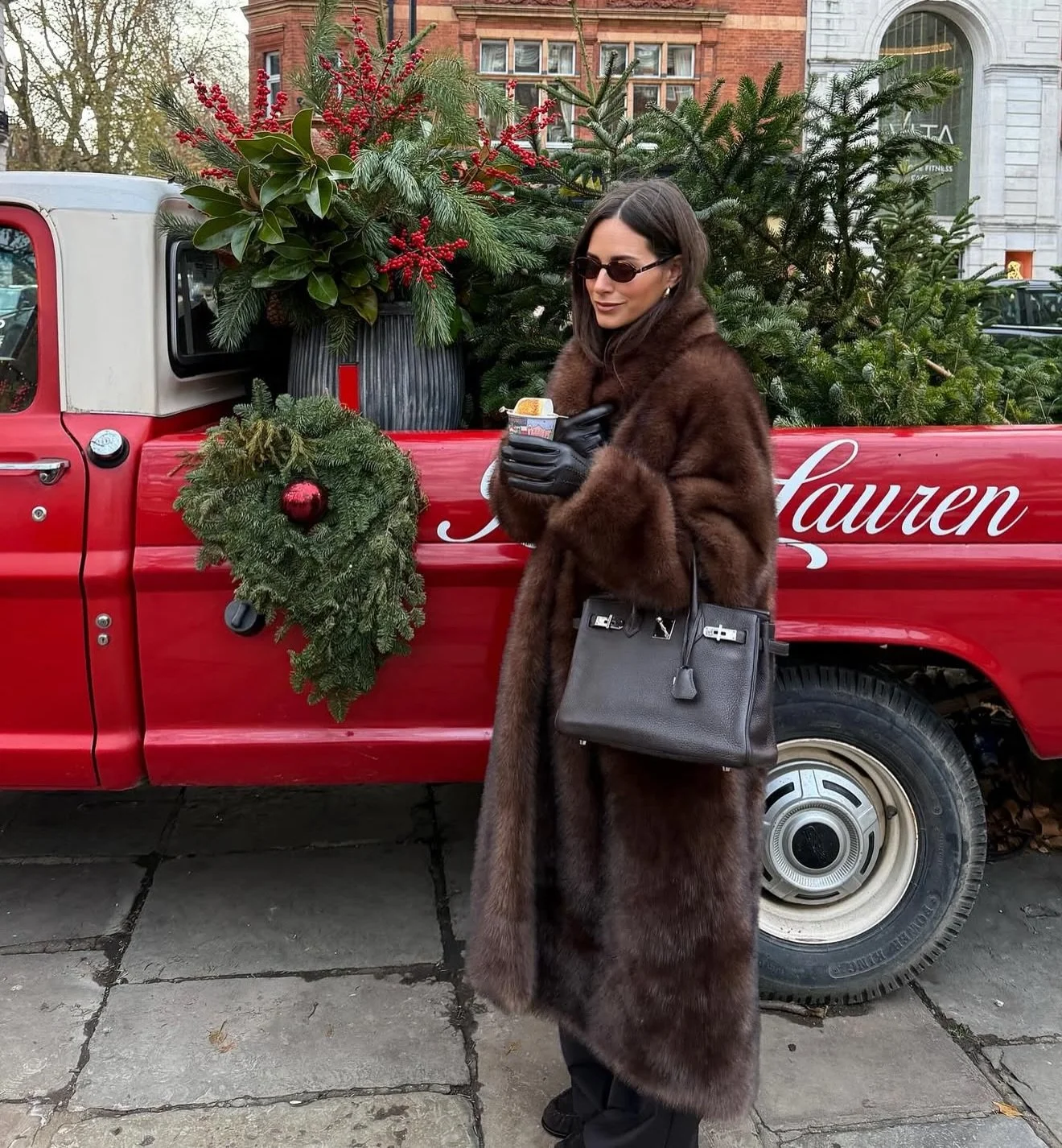 Festive moments that caught our eye (and your future favourites). ✨Reminder: we make the inspiration happen💫

✉️ Chat to shop with us! 
🛒Prime Catalogue | https://primeconciergellc.netlify.app
Credit | @willamazing @iamamirovna @florancesnellers @l