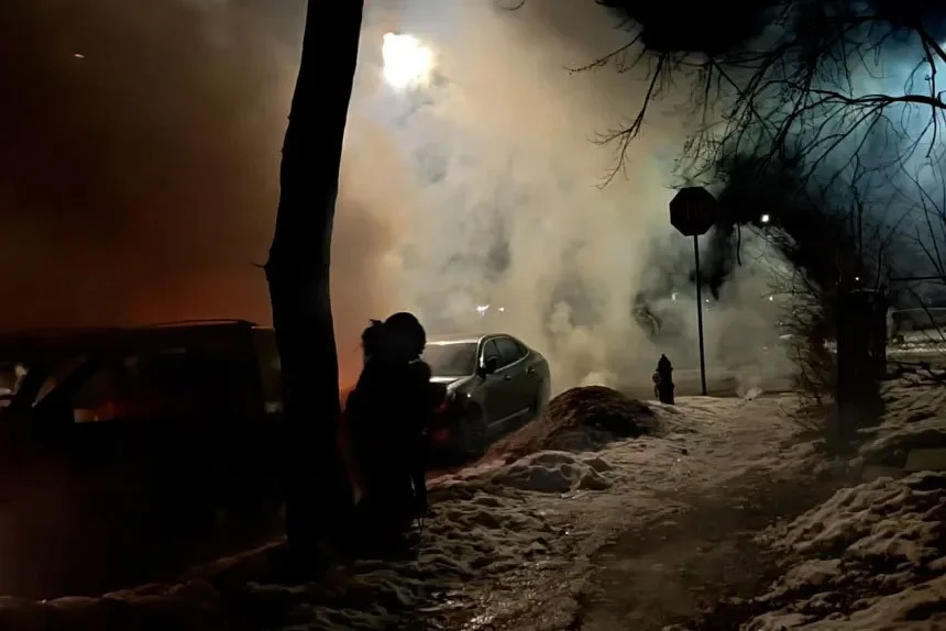 Minneapolis family, six children tear gassed after they were caught in clash between ICE and protesters