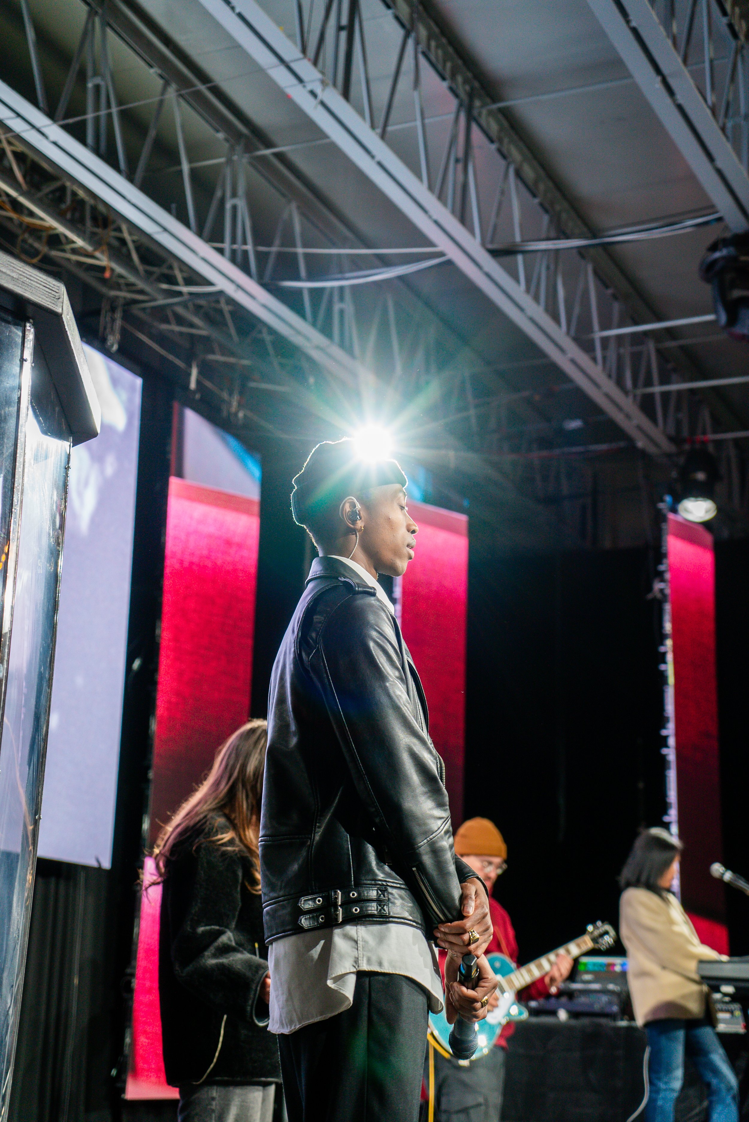 HILLSONG 1.7.24-04.jpg