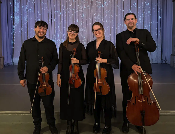 Delachaise Ensemble: Appparitions between two Worlds