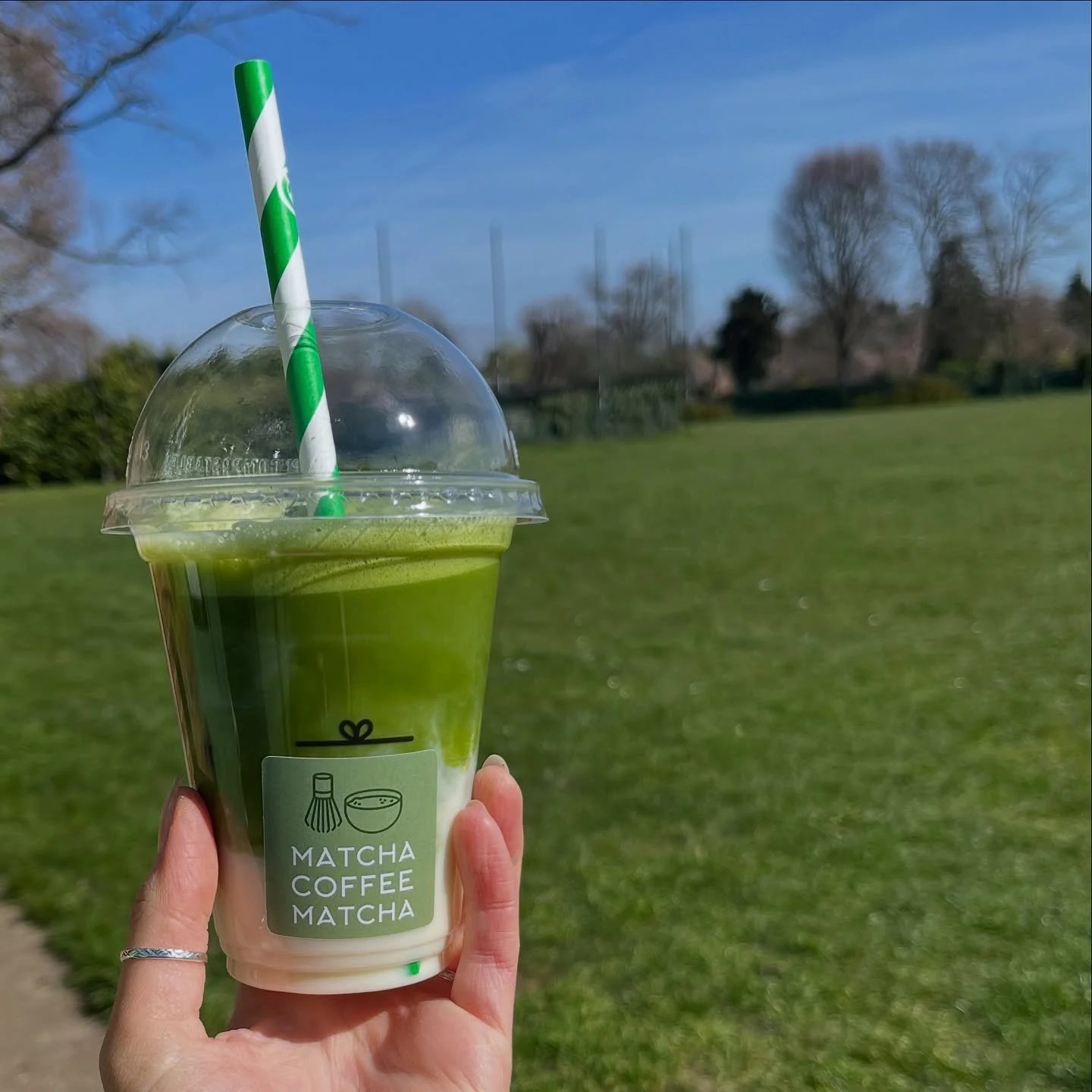 Summer pending ⏱️
Iced drinks loading 🤩 

#matcha #icedmatcha #icedmatchalatte #matchalatte #summermatcha