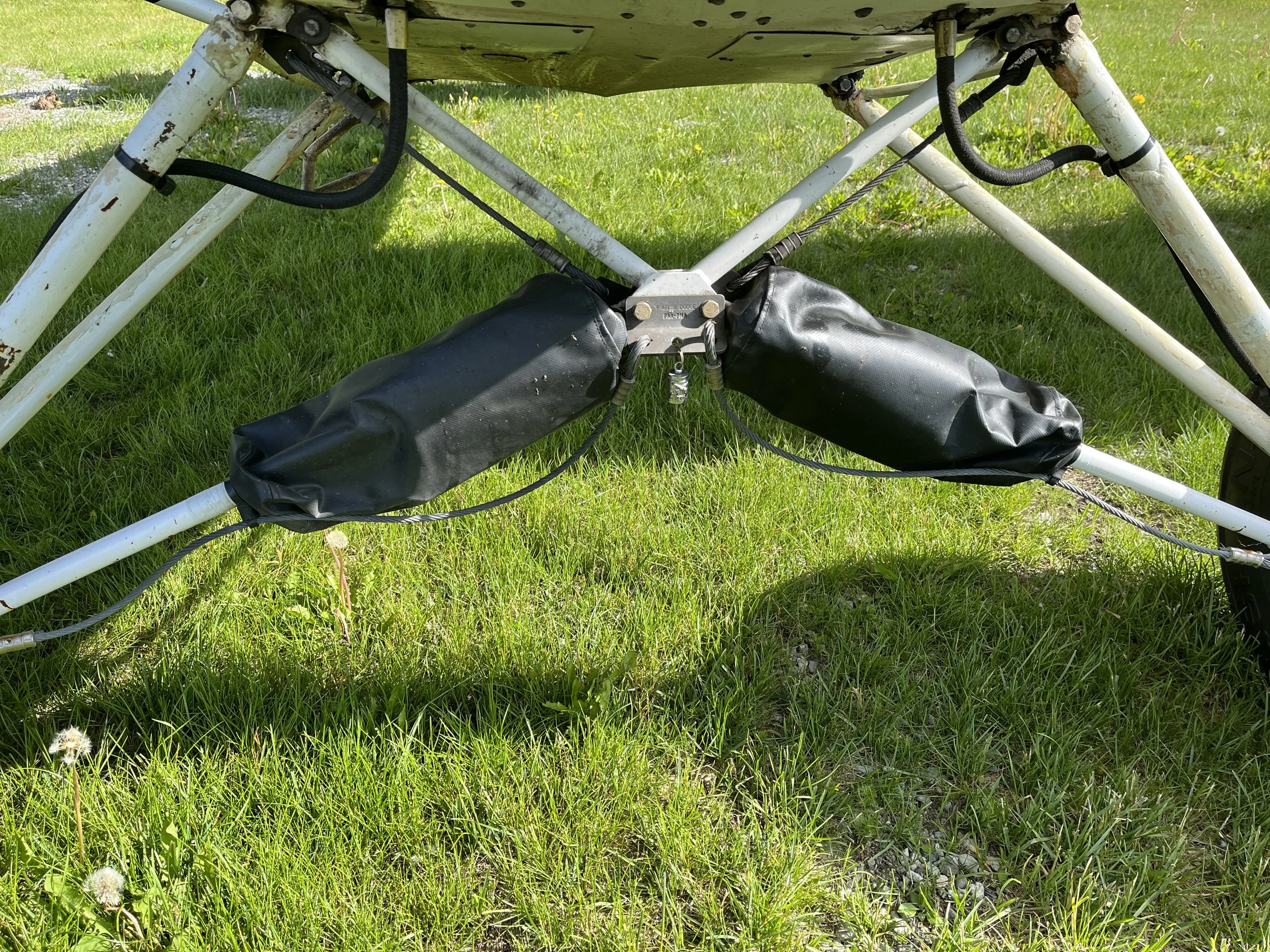 Piper style bungee covers