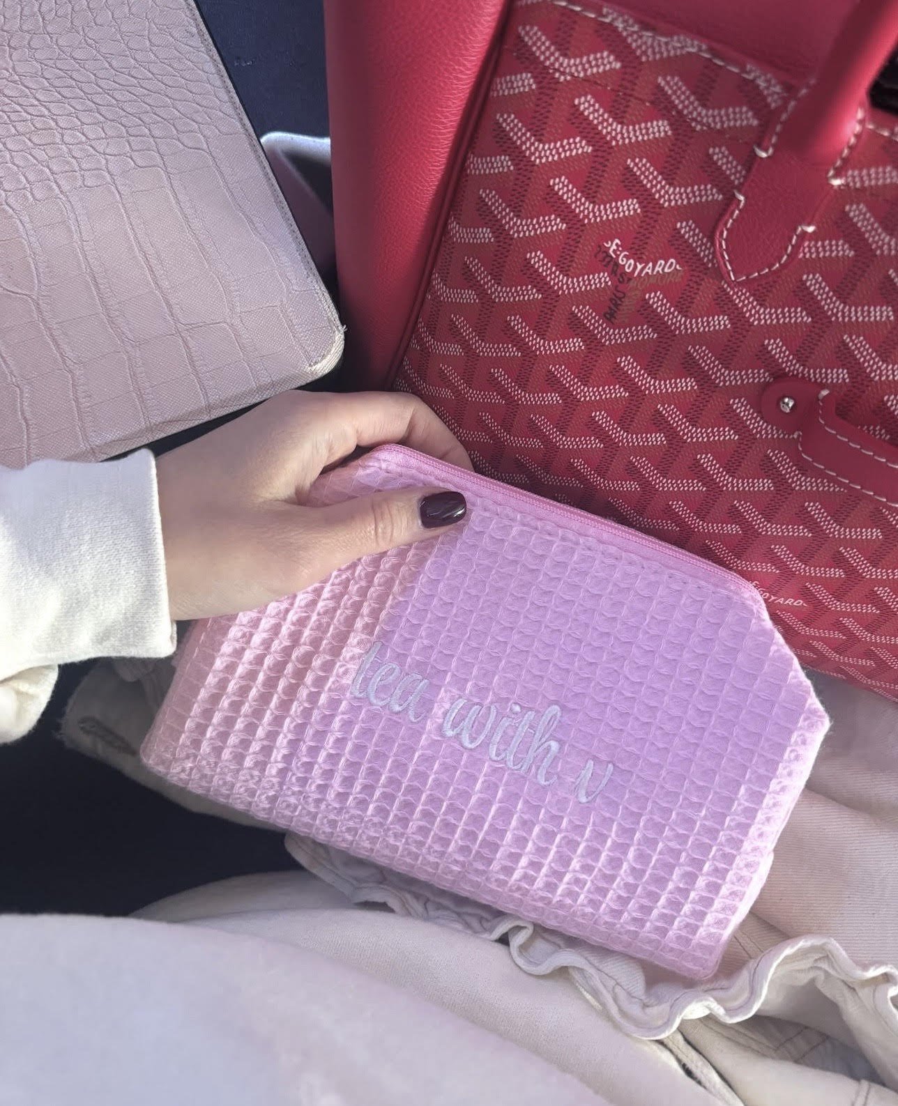'tea with v' vanity pouch