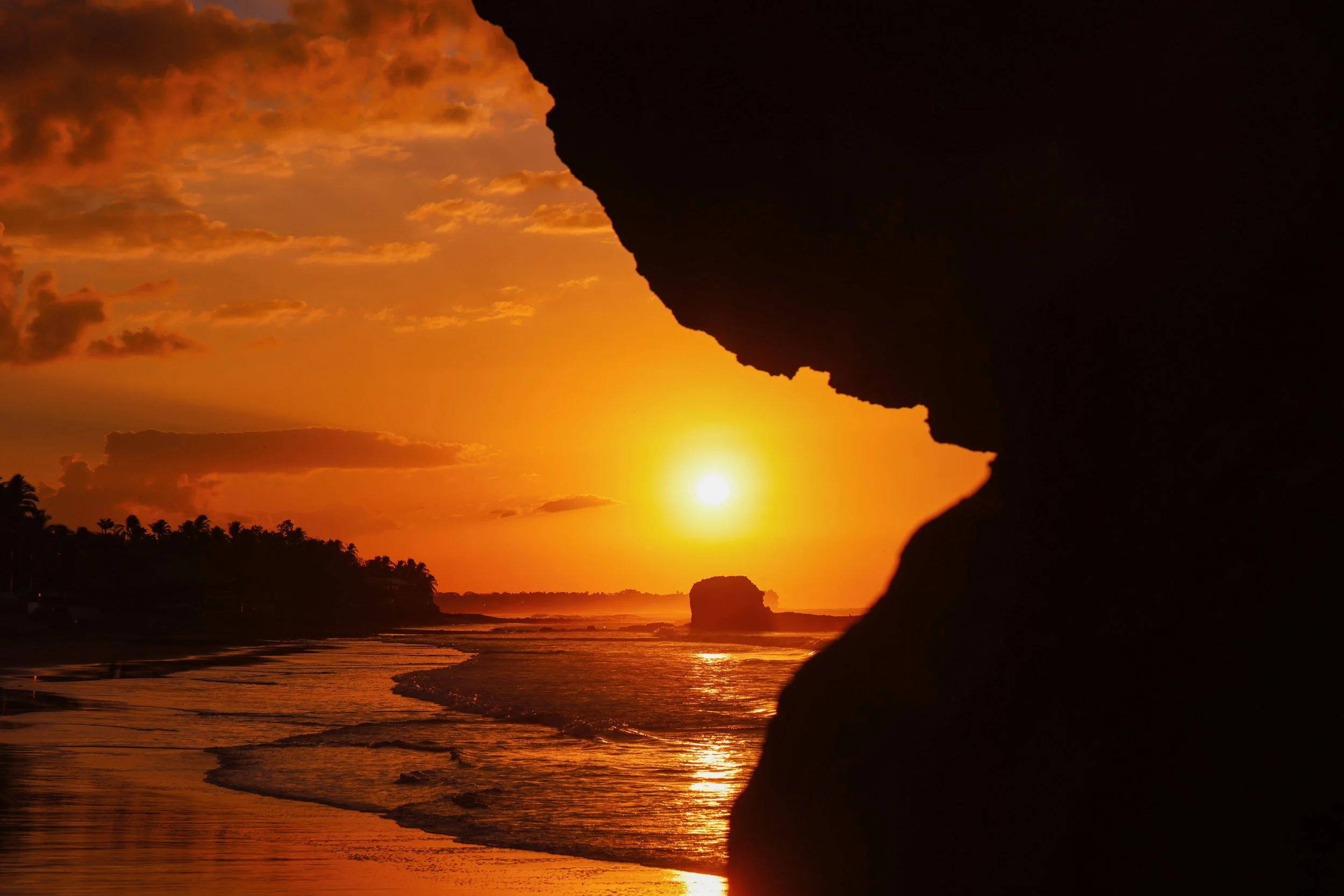 Copia de Amanecer_ Playa El Tunco-cristian dominguez.jpeg