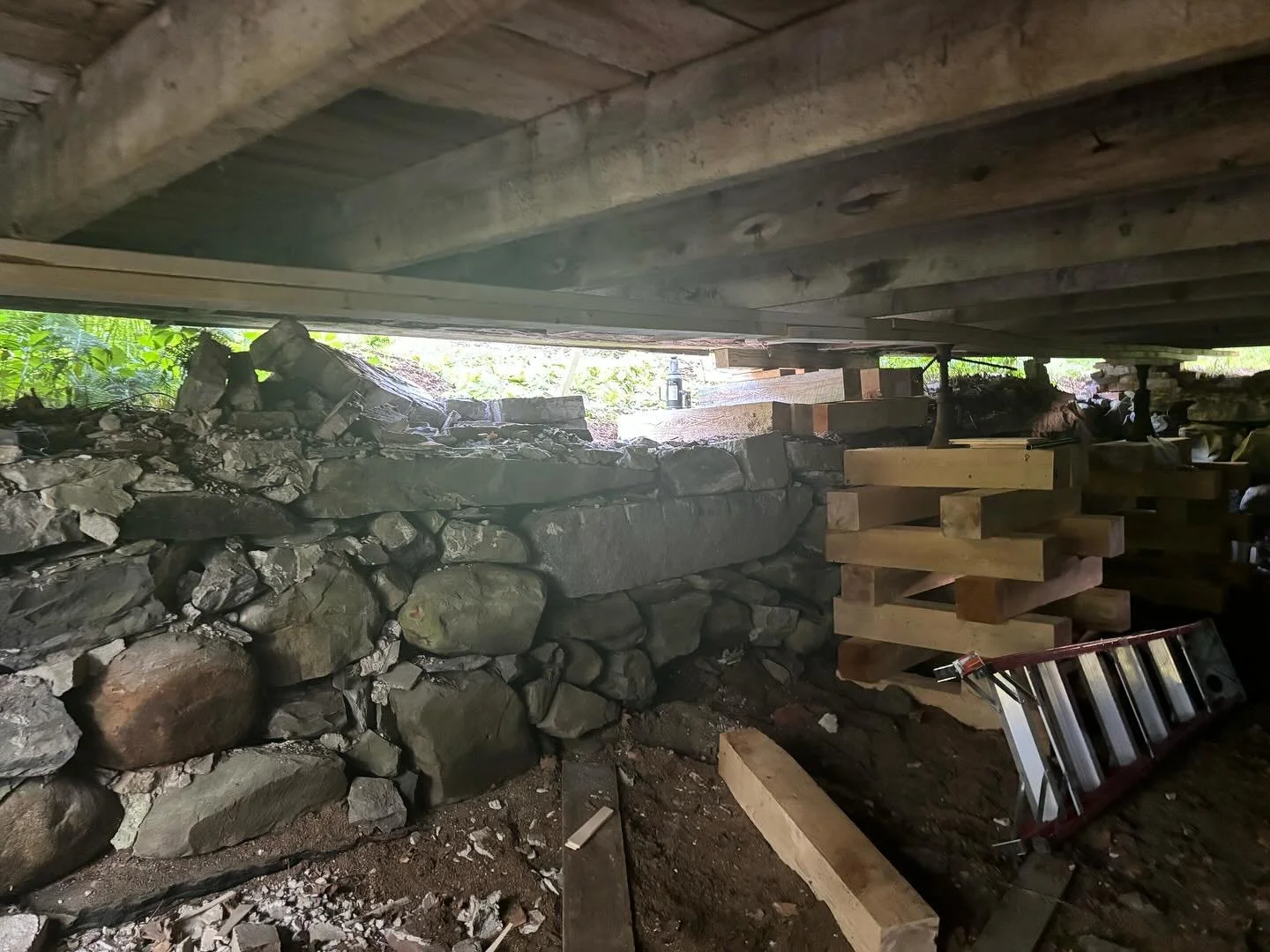New barn foundation loading&hellip;. 🔨🧱👷🔧🚧🪚