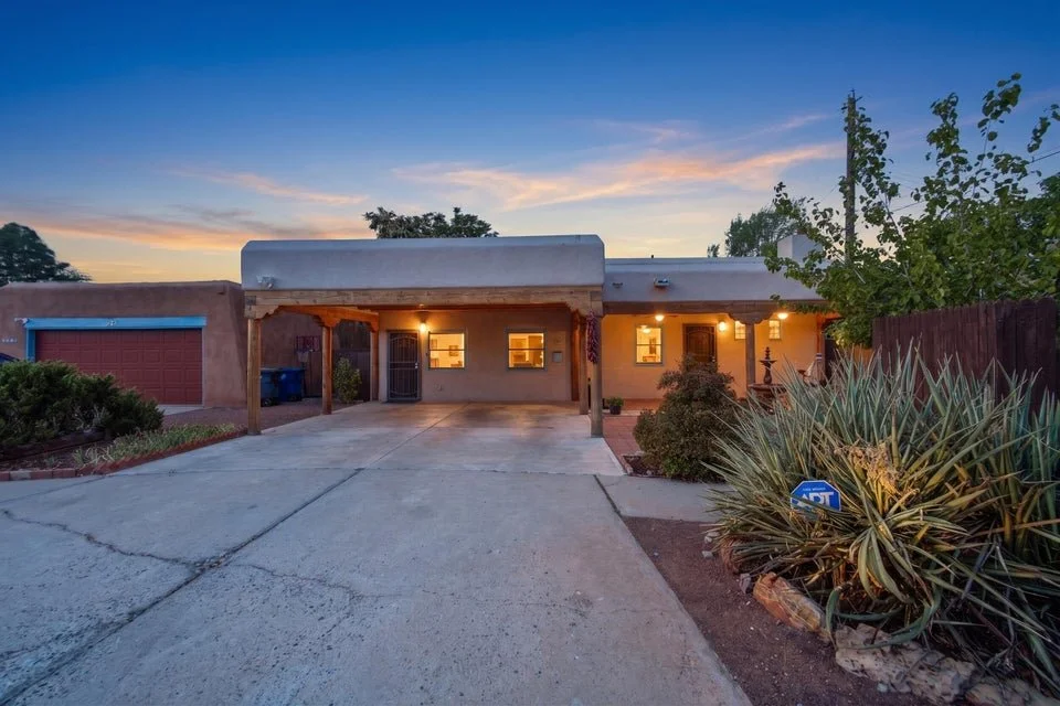 20260820010320202788000000-o.jpg