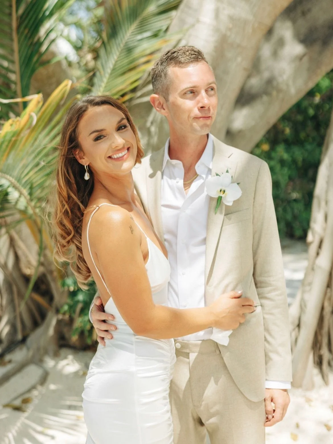 I&rsquo;ve been gatekeeping our best wedding pics @brill414 but today is the day we release someee of them 🥹 

12 years together today! Through thick and thin. I love you so much ❤️&zwj;🔥