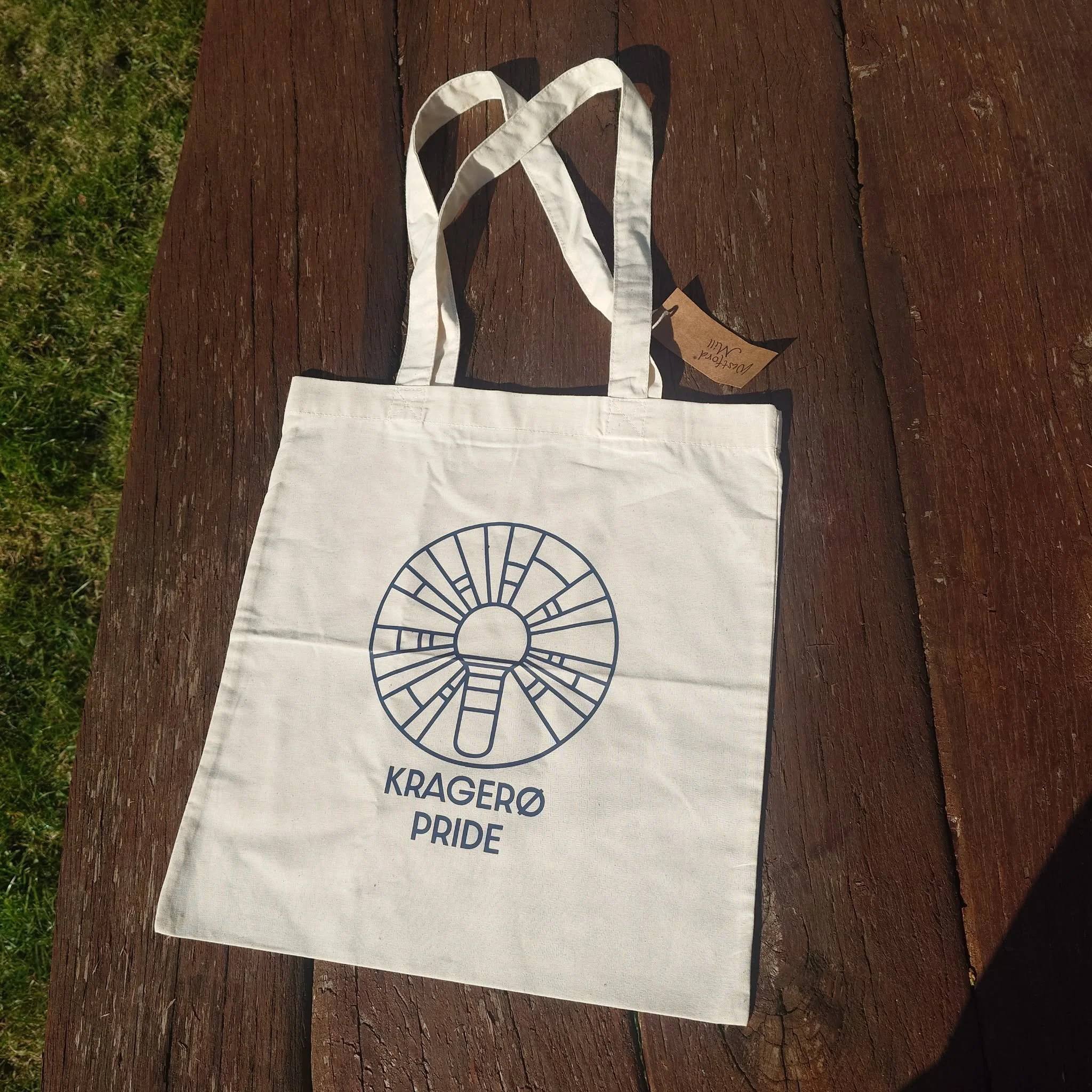 KRAGER_PRIDE_HANDLENETT_2.jpg
