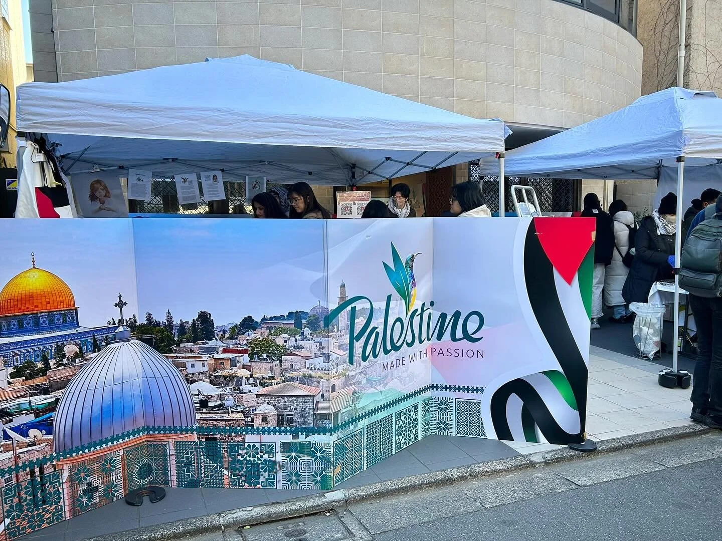 【イベントのお知らせ🇵🇸】
11月8日（土）第10回目のパレスチナ刺繍ワークショップ＆ミニバザーが代表部にて開催されます。

バザーは予約不要です🛒

詳細と🪡ワークショップのご予約はこちら⬇️

STITCH FOR PALESTINE #10 ～チャリティ・パレスチナ刺繍ワークショップ＆ミニバザー peatix.com/event/4637636

【Event Announcement 🇵🇸】
The 10th Palestinian Embroidery Workshop &
