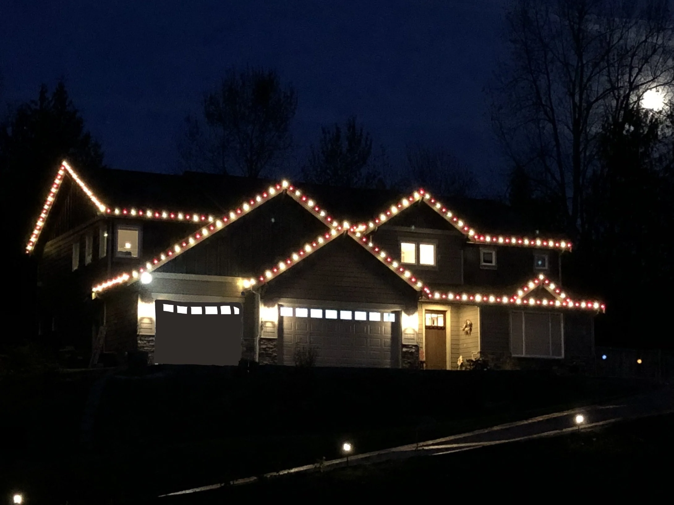 Beautiful Day installs beautiful, professional Christmas lighting on commercial and residential properties.