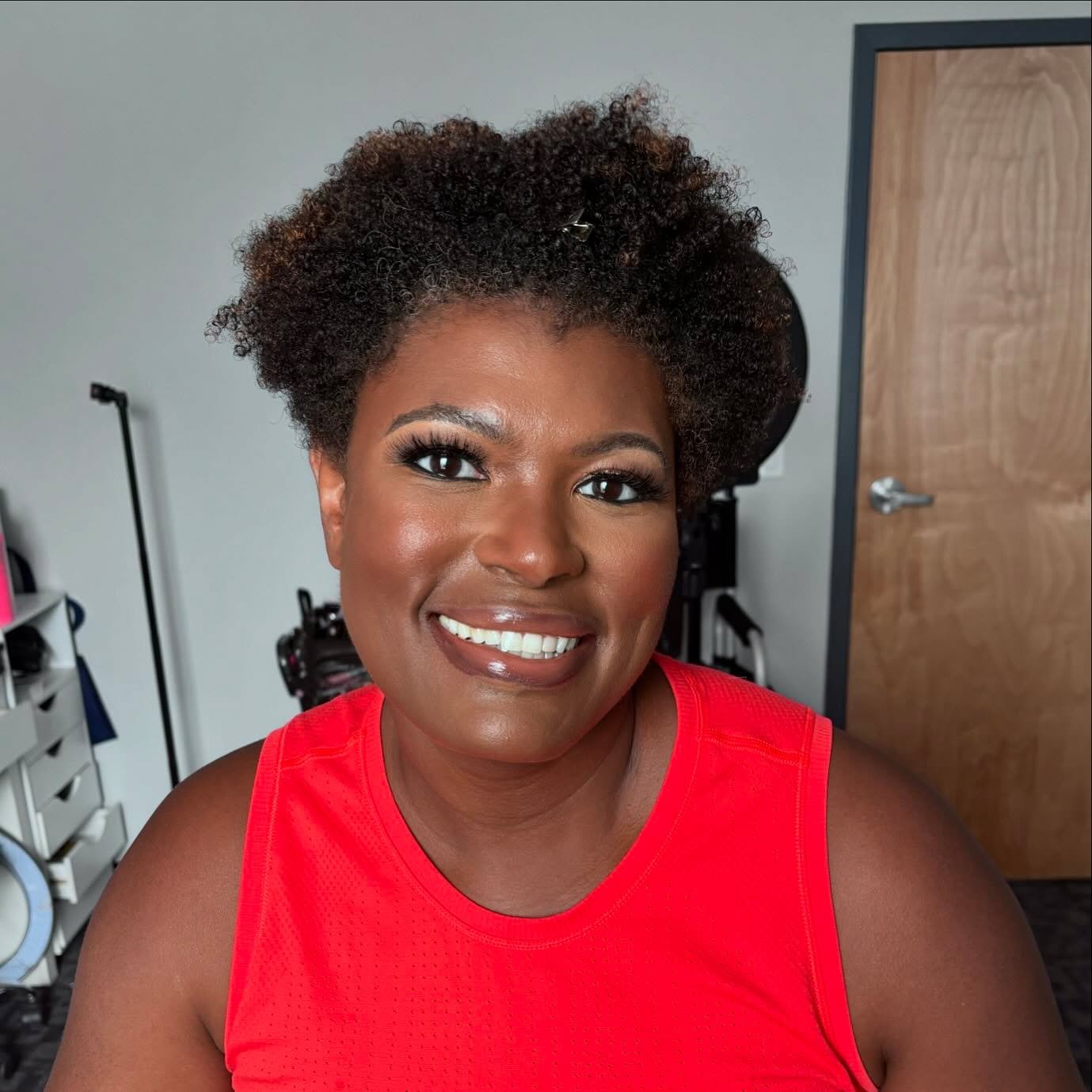 Natural light 👌🏾 &amp; beautiful smile 😊 

Makeup by : Me

#Rvamua 
 #softglam
#virginiamakeupartist