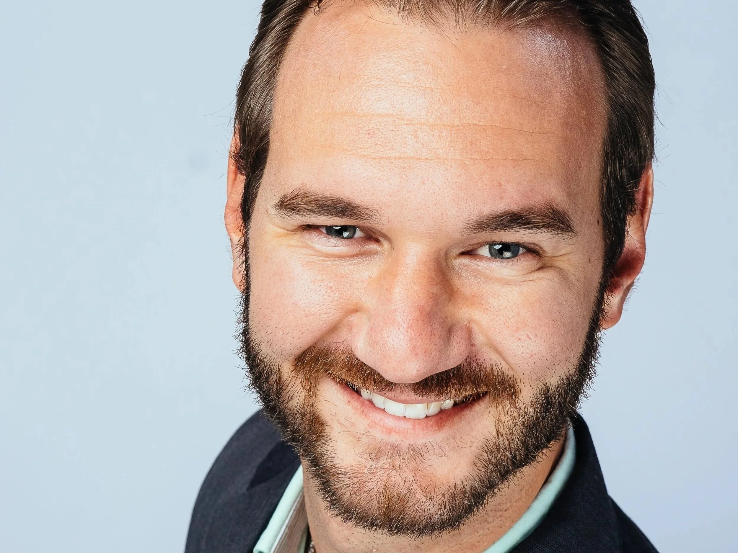 Nick Vujicic, Nick V. Ministries