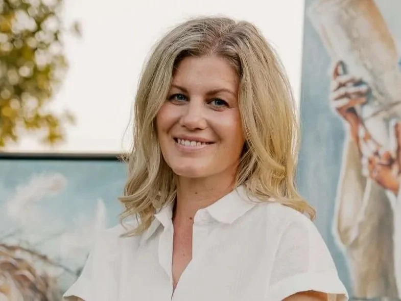 Mindi Oaten, Time To Revive