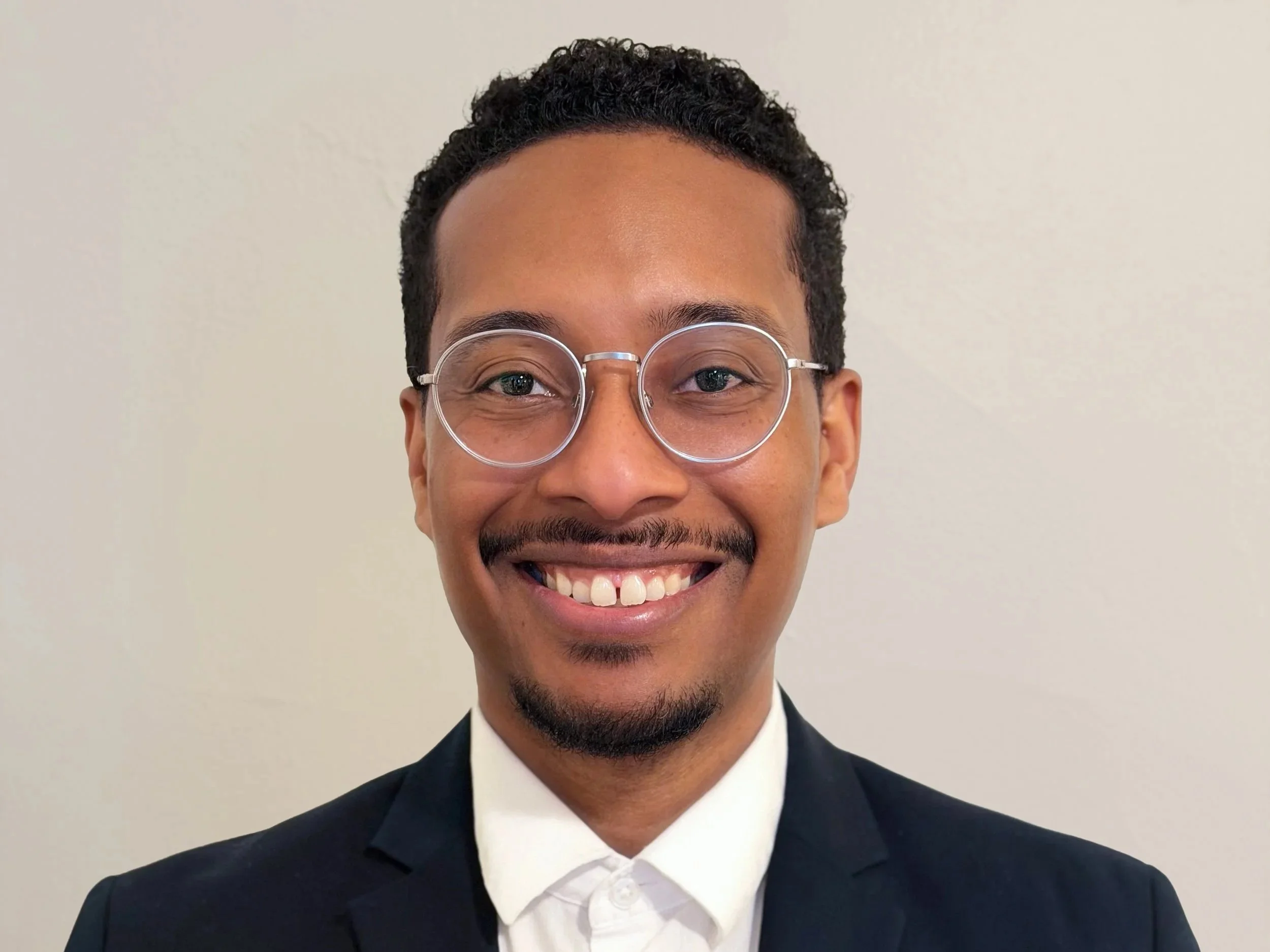 Sincere Cardona Pastor & Cultural Commentator