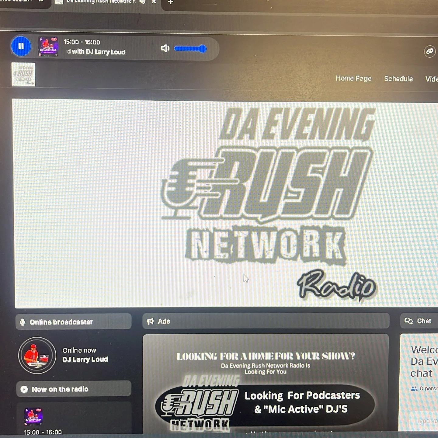 Tap in to @daeveningrushnetwork right now it&rsquo;s #newmusicmonday #djlarryloud #indiemusic #indieradio #theloudlabmixshow