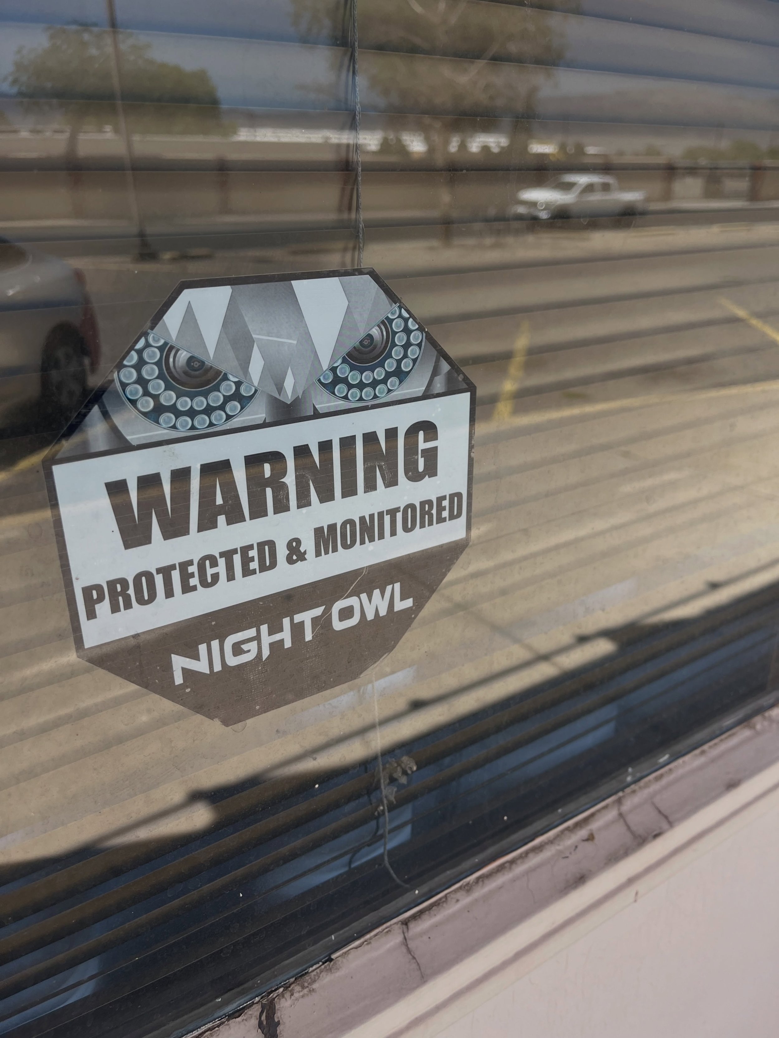We are protected by #nightowl and @auntiehammytv 🦉