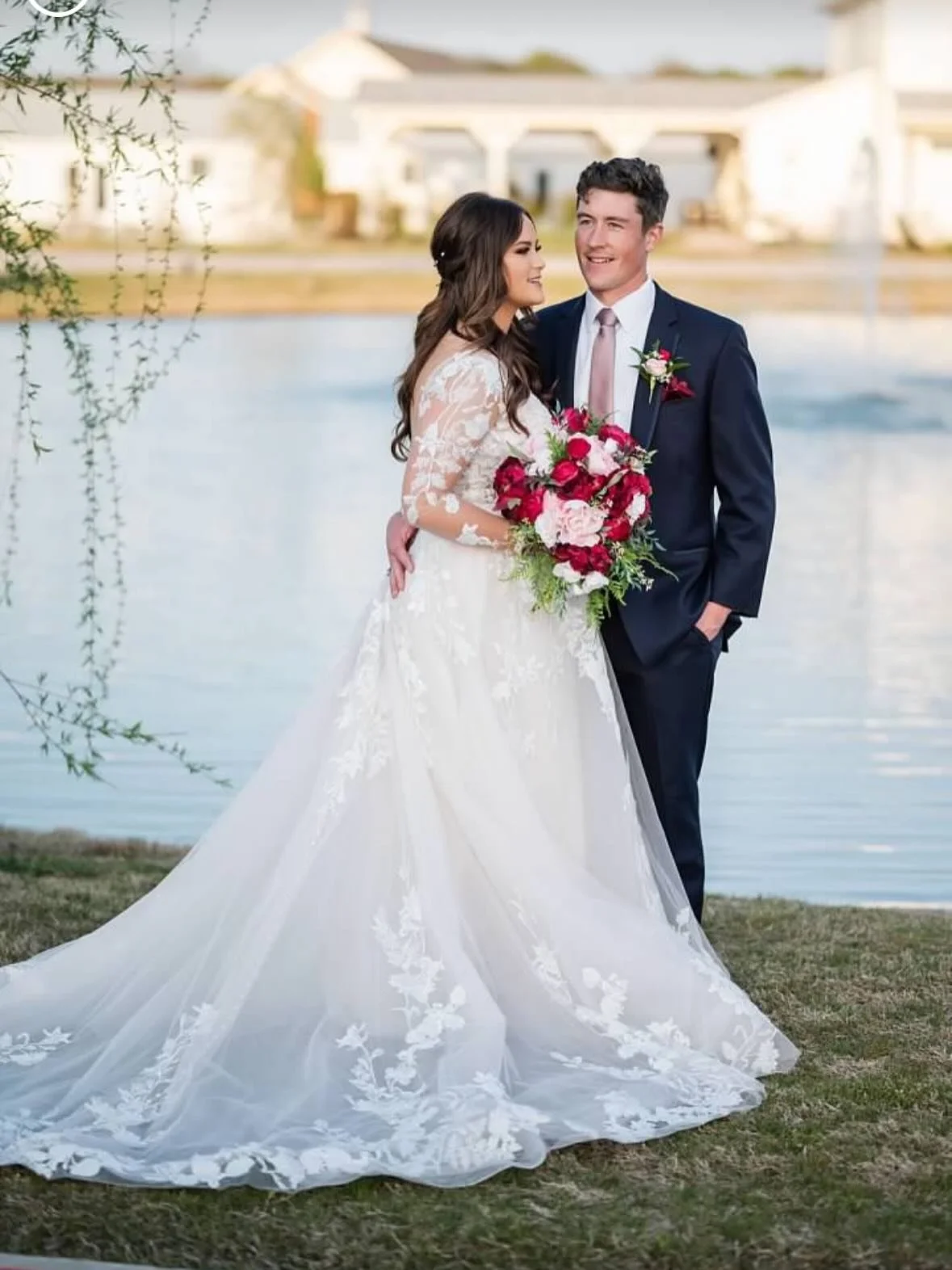 The season to be loved 🫶🏽

Engagement season is our favorite season 🤍
If you&rsquo;re planning a 2026 wedding, we&rsquo;d love to show you around.
With prime dates still available and great pricing, now is the perfect time to tour and reserve your