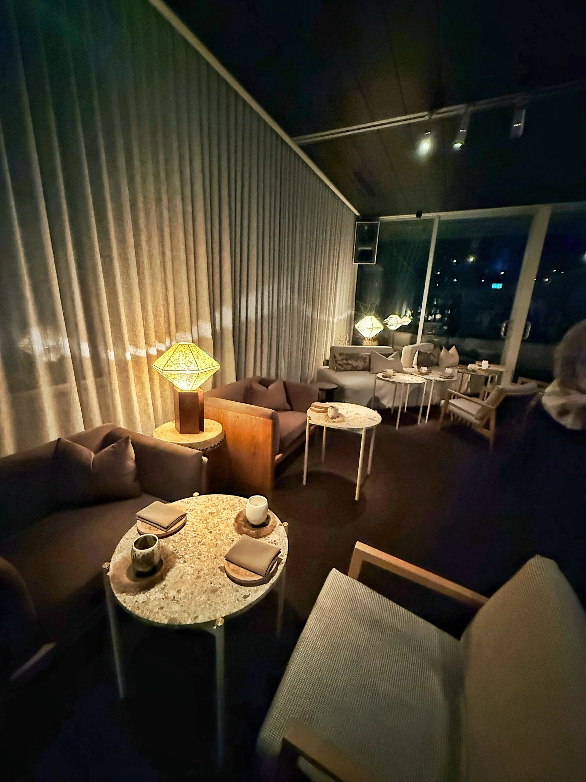 Foodieinheels_Adelaide_Restaurant_Aptos_TheLounge_Michelin_Guide.jpeg