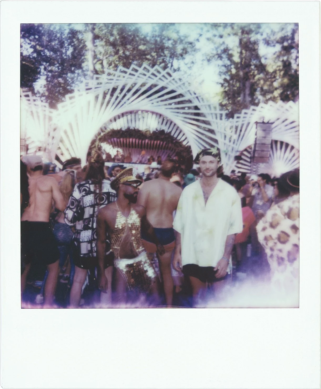 Polaroid_5mb_RET_FINAL NB.jpg