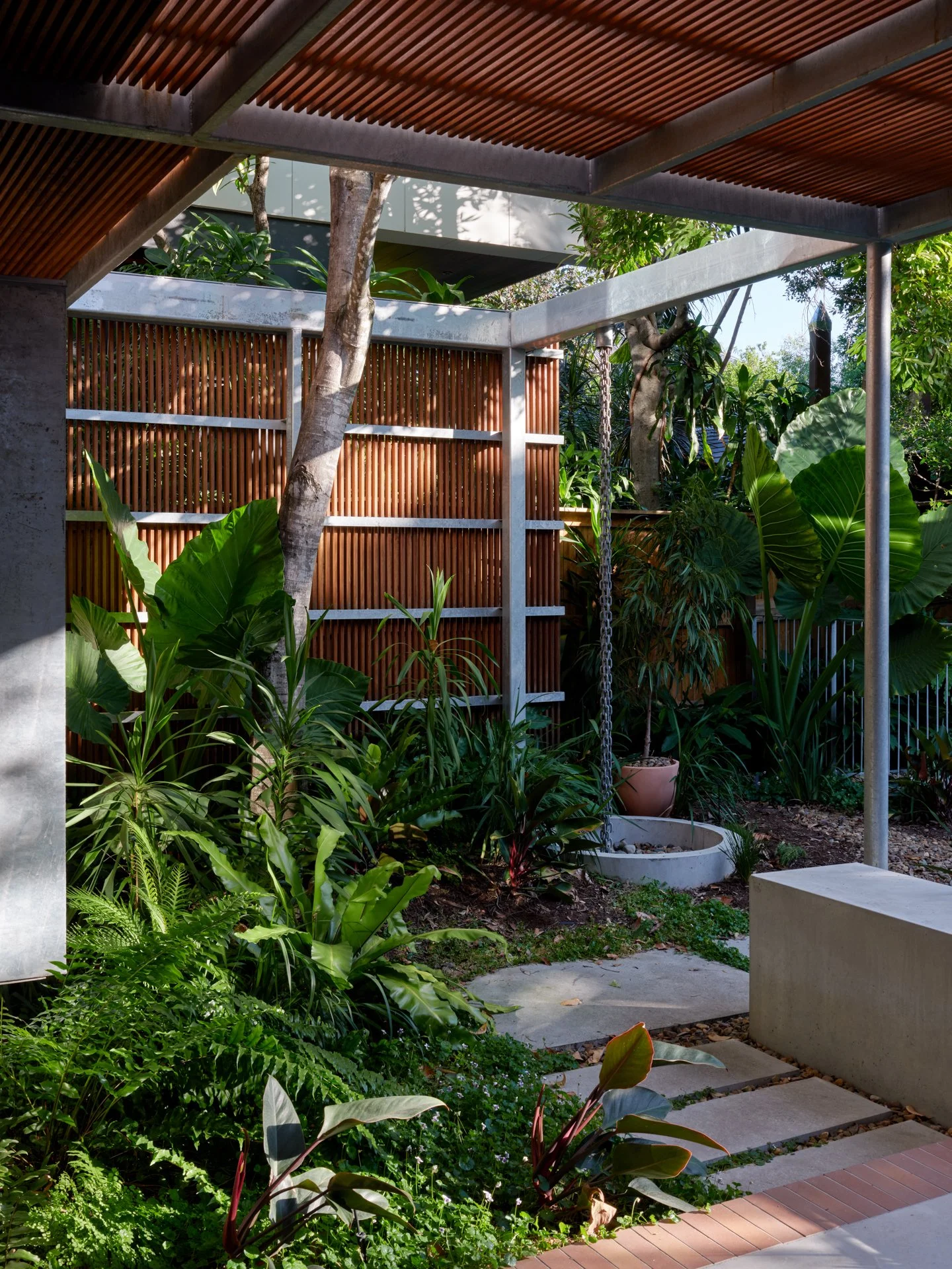 Garden room - Bespoke renovation to home in New Farm, Brisbane, by Allen Brothers Construction.