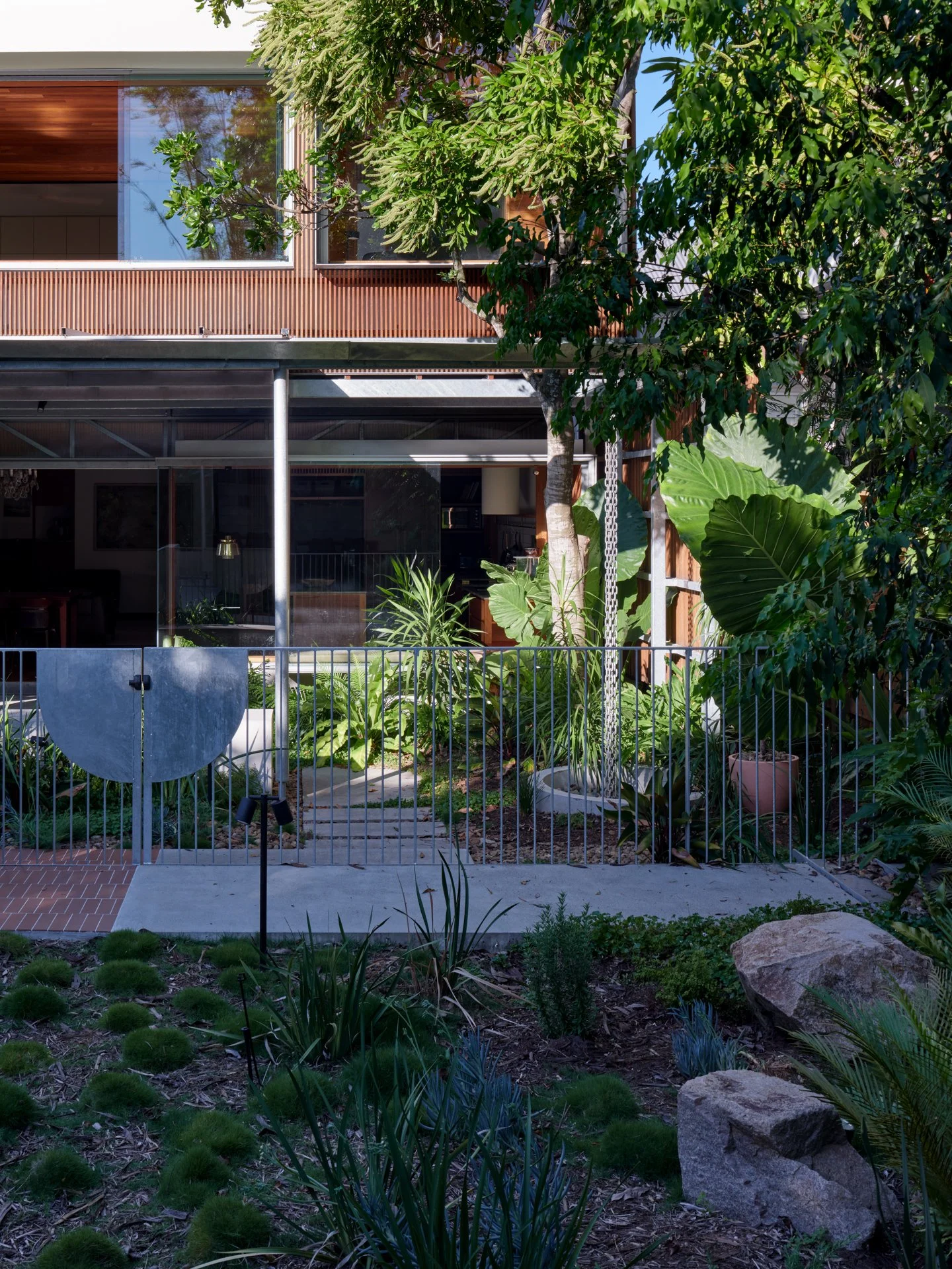 External Garden room - Bespoke renovation to home in New Farm, Brisbane, by Allen Brothers Construction.