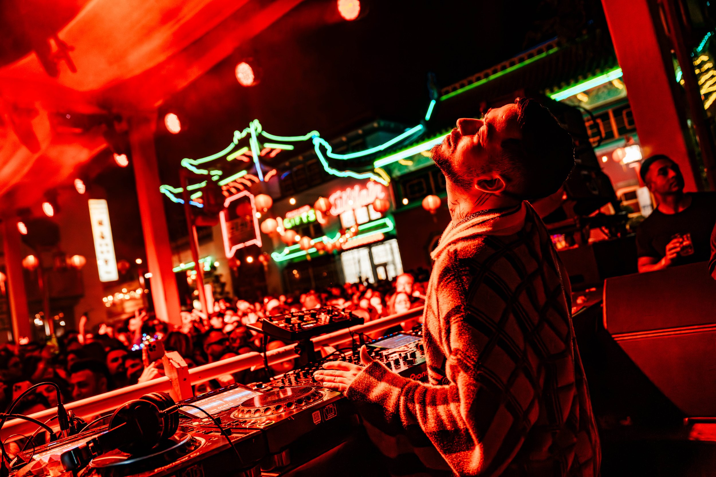 05172025_Mahmut_Gin Ling_Frameworks_Jesse Vazquez_Photos_023.jpg