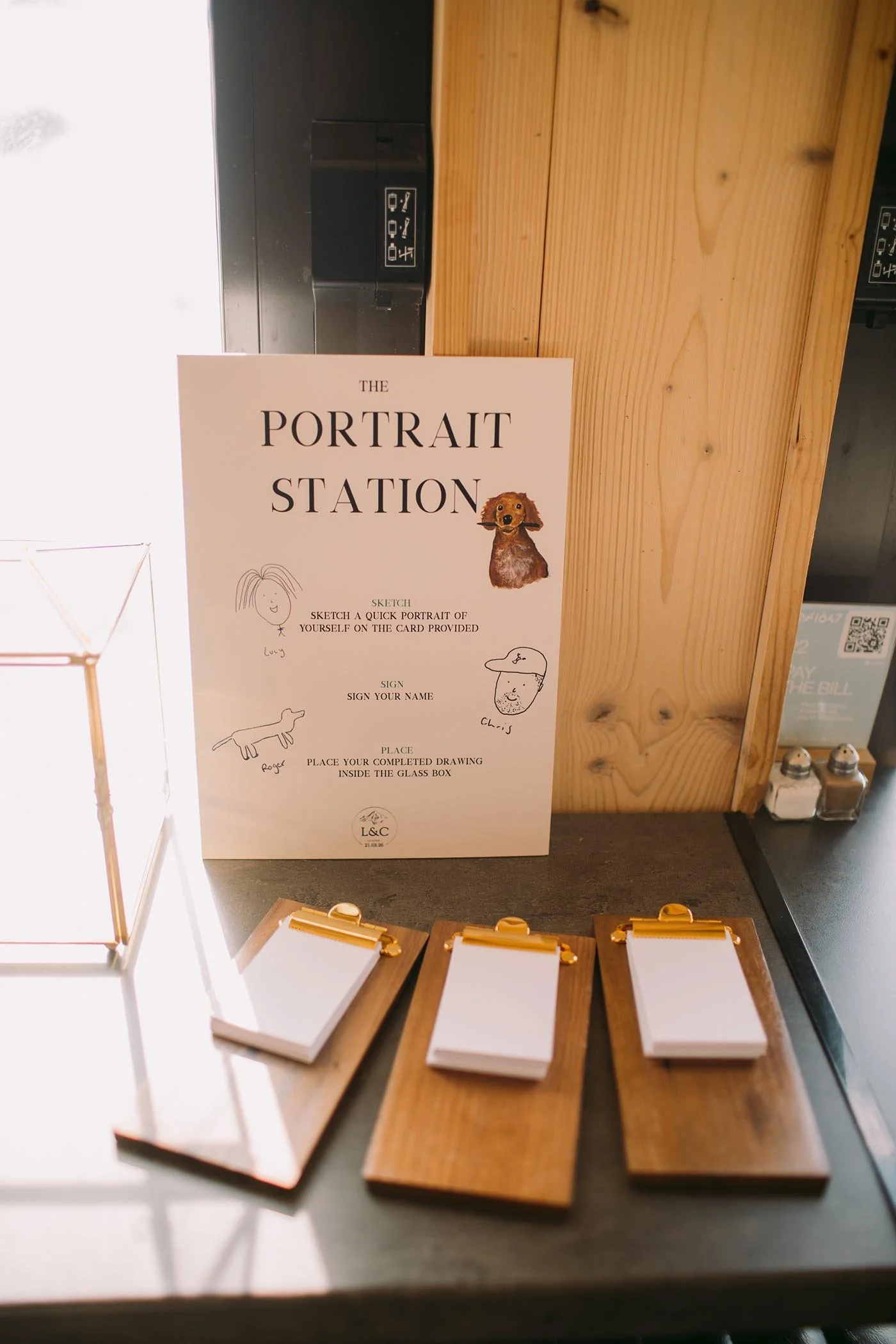 wedding-guest-activity-portrait-station-french-alps.jpg